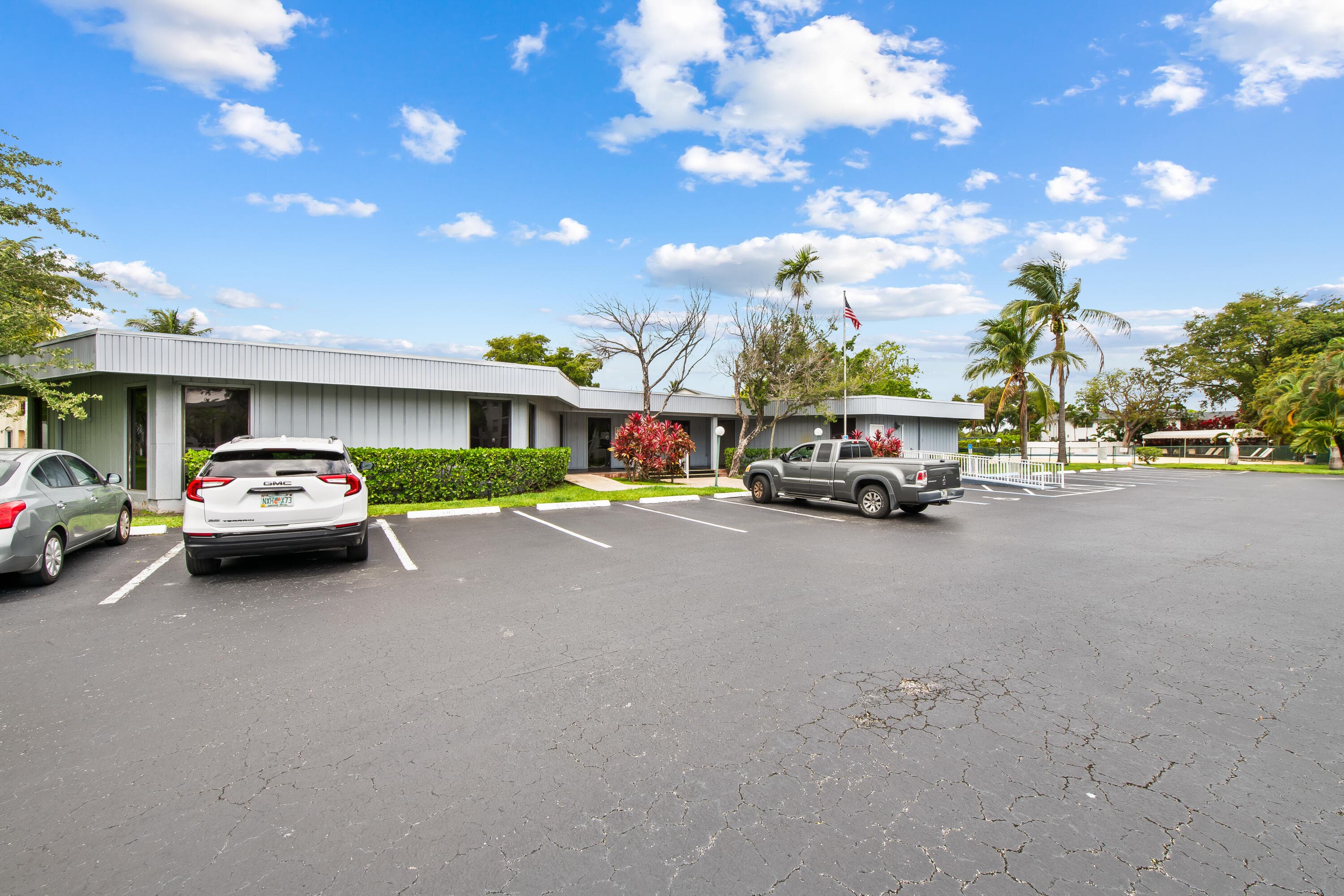 113 Royal Park Drive 2h, Oakland Park, FL 33309 — photo 28 of 40