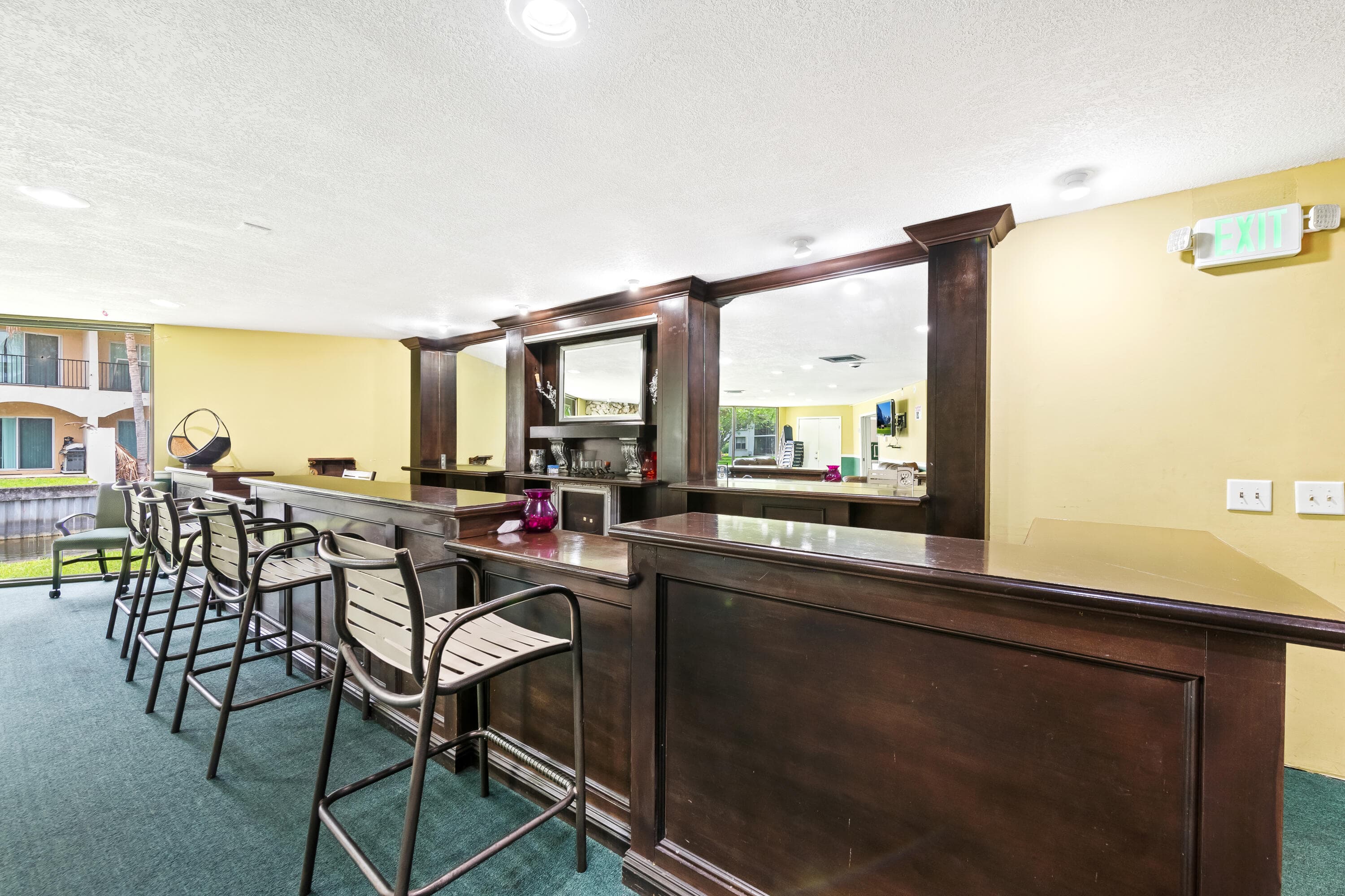 113 Royal Park Drive 2h, Oakland Park, FL 33309 — photo 36 of 40