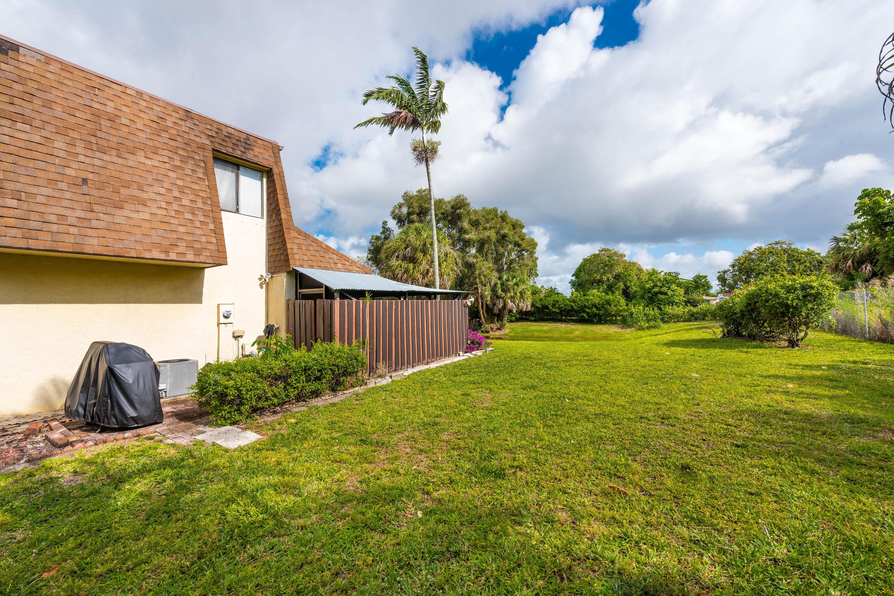 2941 Genoa Place, West Palm Beach, FL 33406 — photo 7 of 34