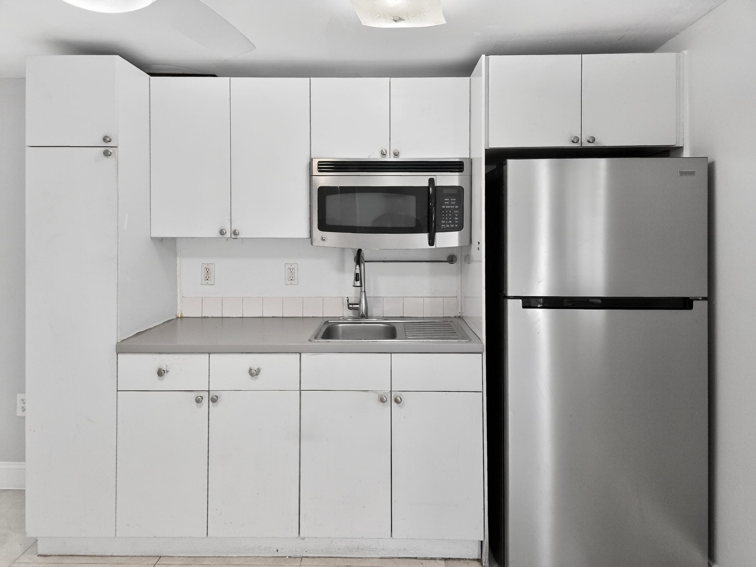 2438 NE 184th Street, North Miami Beach, FL 33160 — photo 8 of 15