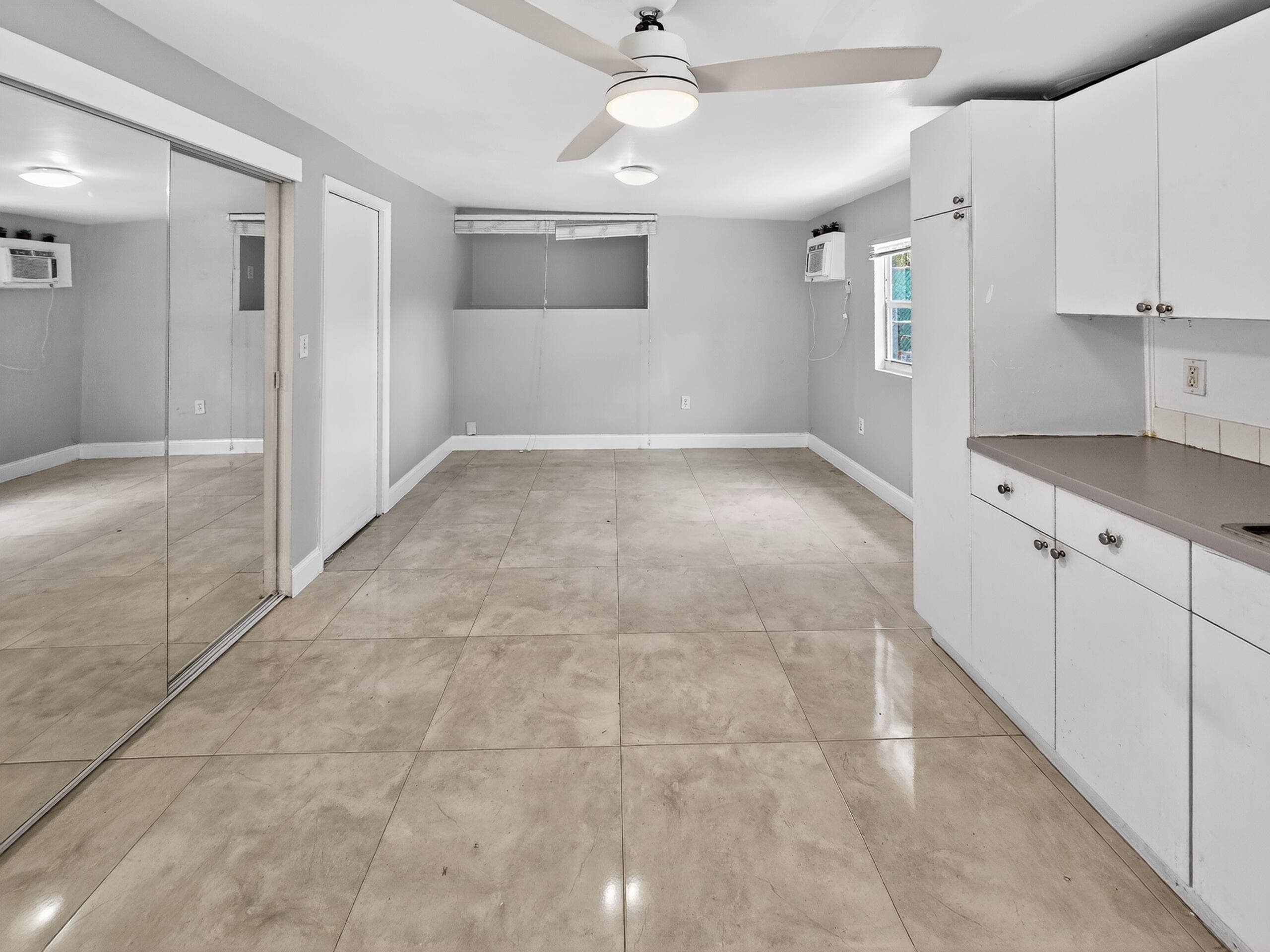 2438 NE 184th Street, North Miami Beach, FL 33160 — photo 4 of 15