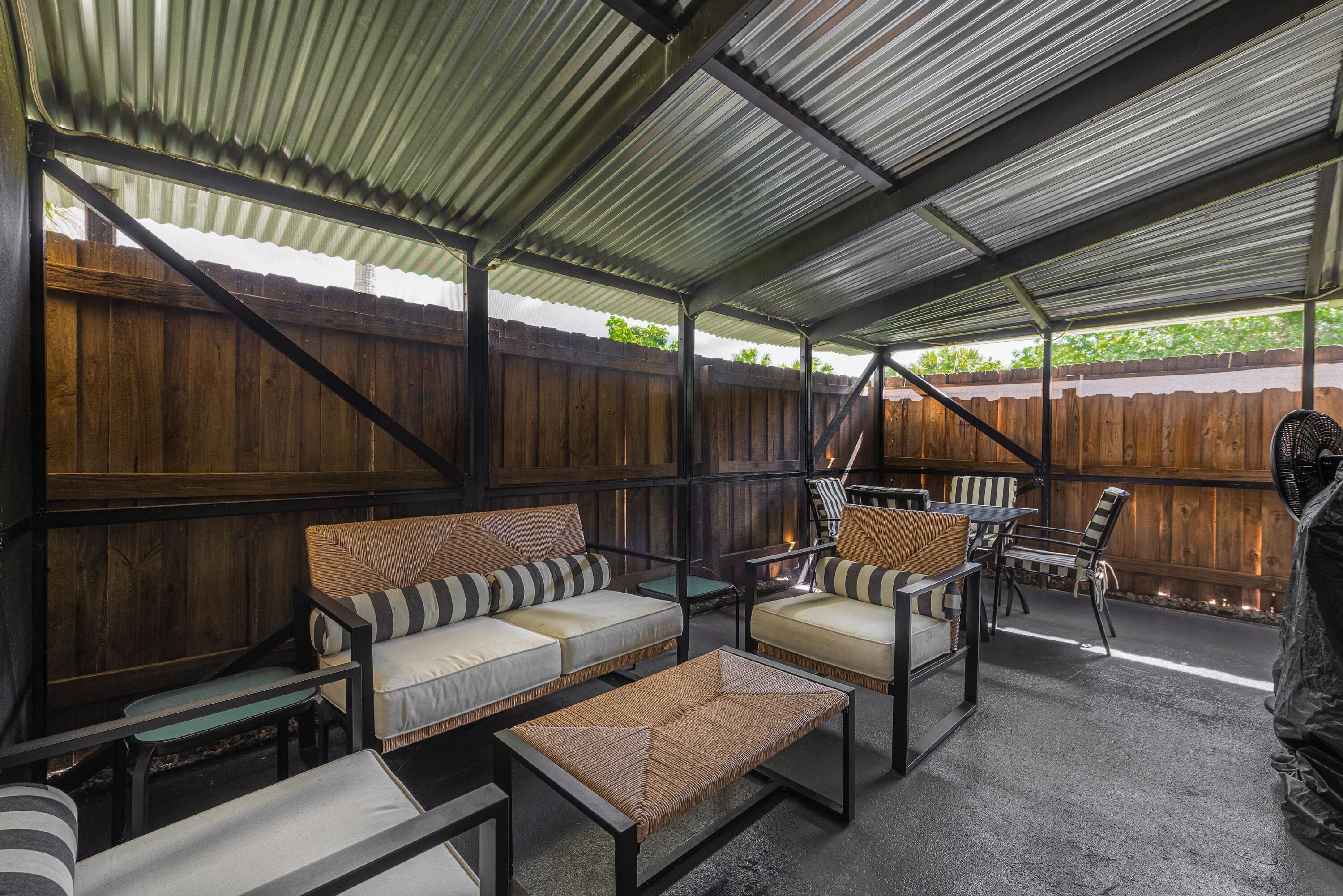 2941 Genoa Place, West Palm Beach, FL 33406 — photo 31 of 34