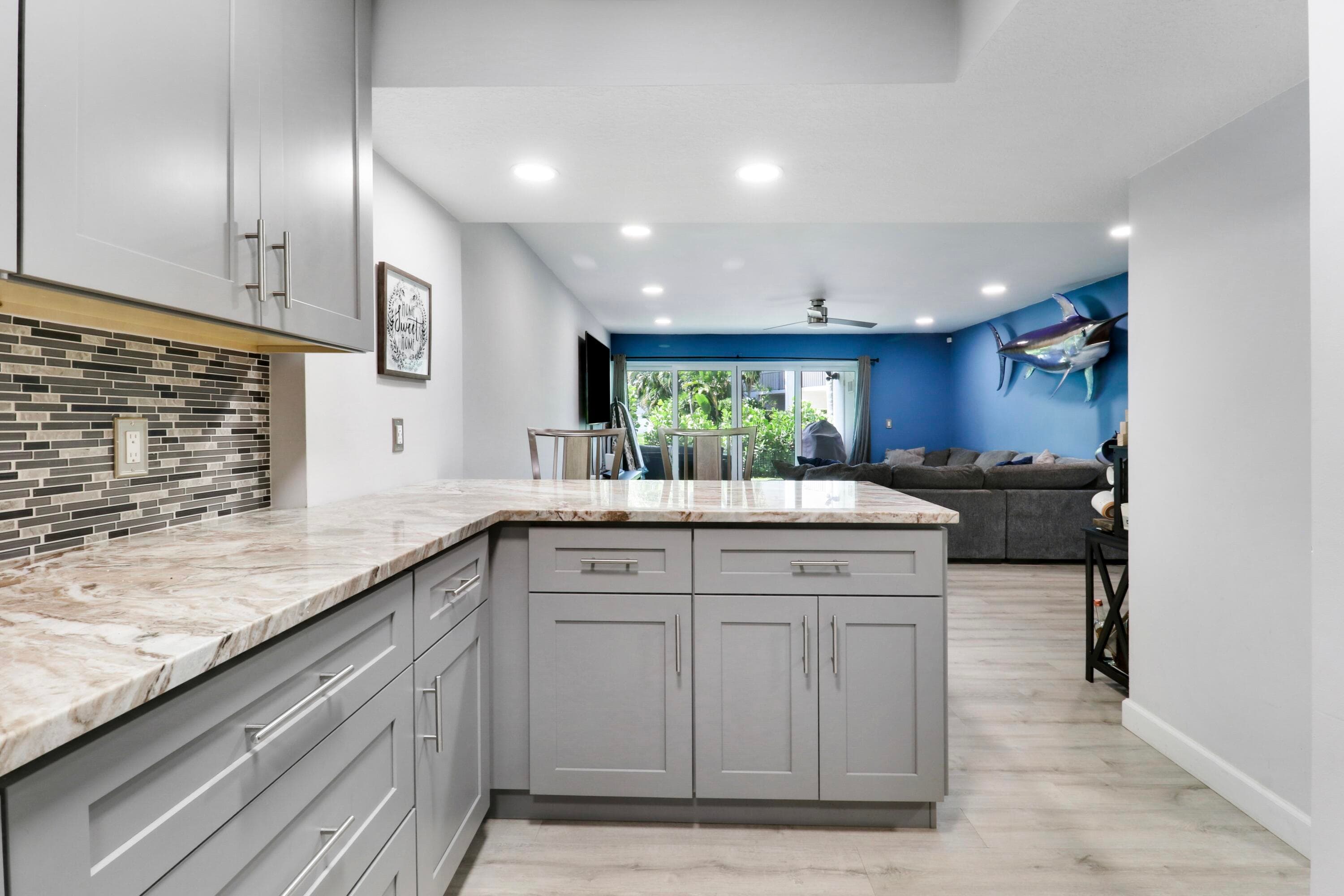 384 Golfview Road D, North Palm Beach, FL 33408 — photo 13 of 52