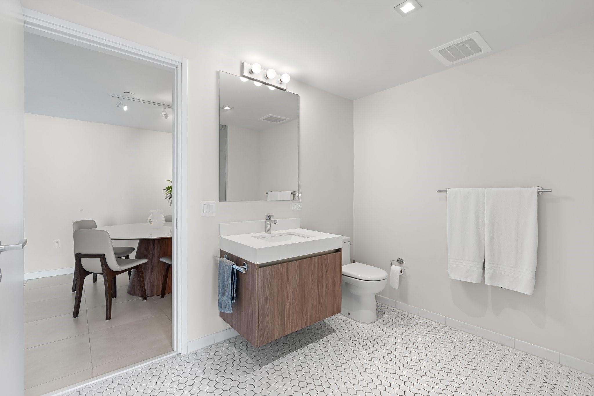 401 N Birch Road 1102, Fort Lauderdale, FL 33304 — photo 12 of 31