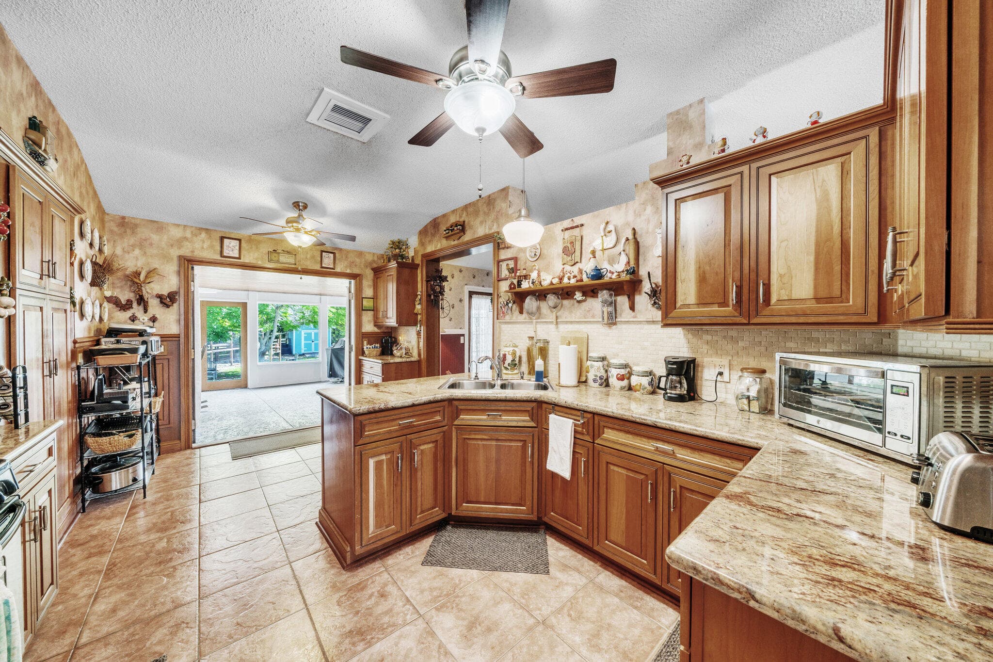 5700 Oleander Avenue, Fort Pierce, FL 34982 — photo 13 of 62