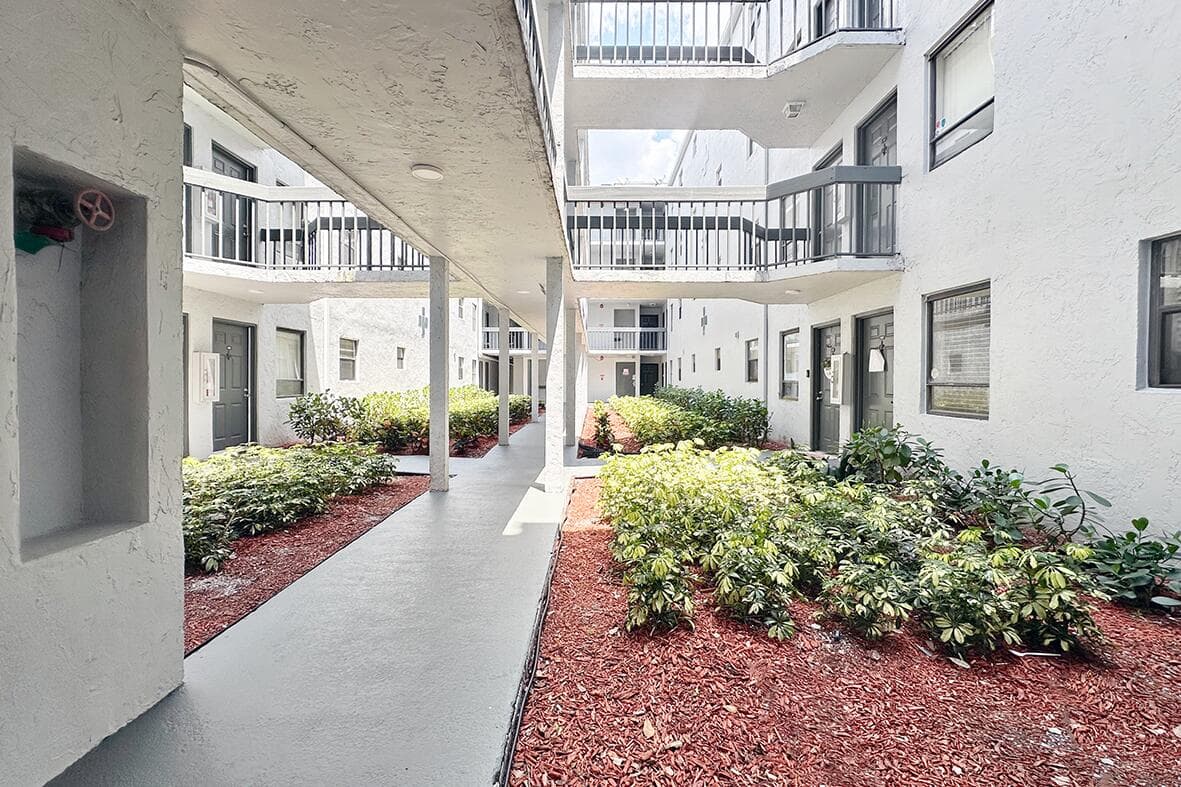 1900 N Congress Avenue 105, West Palm Beach, FL 33401 — photo 19 of 25