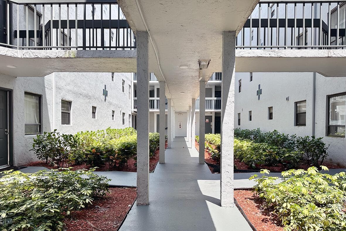 1900 N Congress Avenue 105, West Palm Beach, FL 33401 — photo 20 of 25