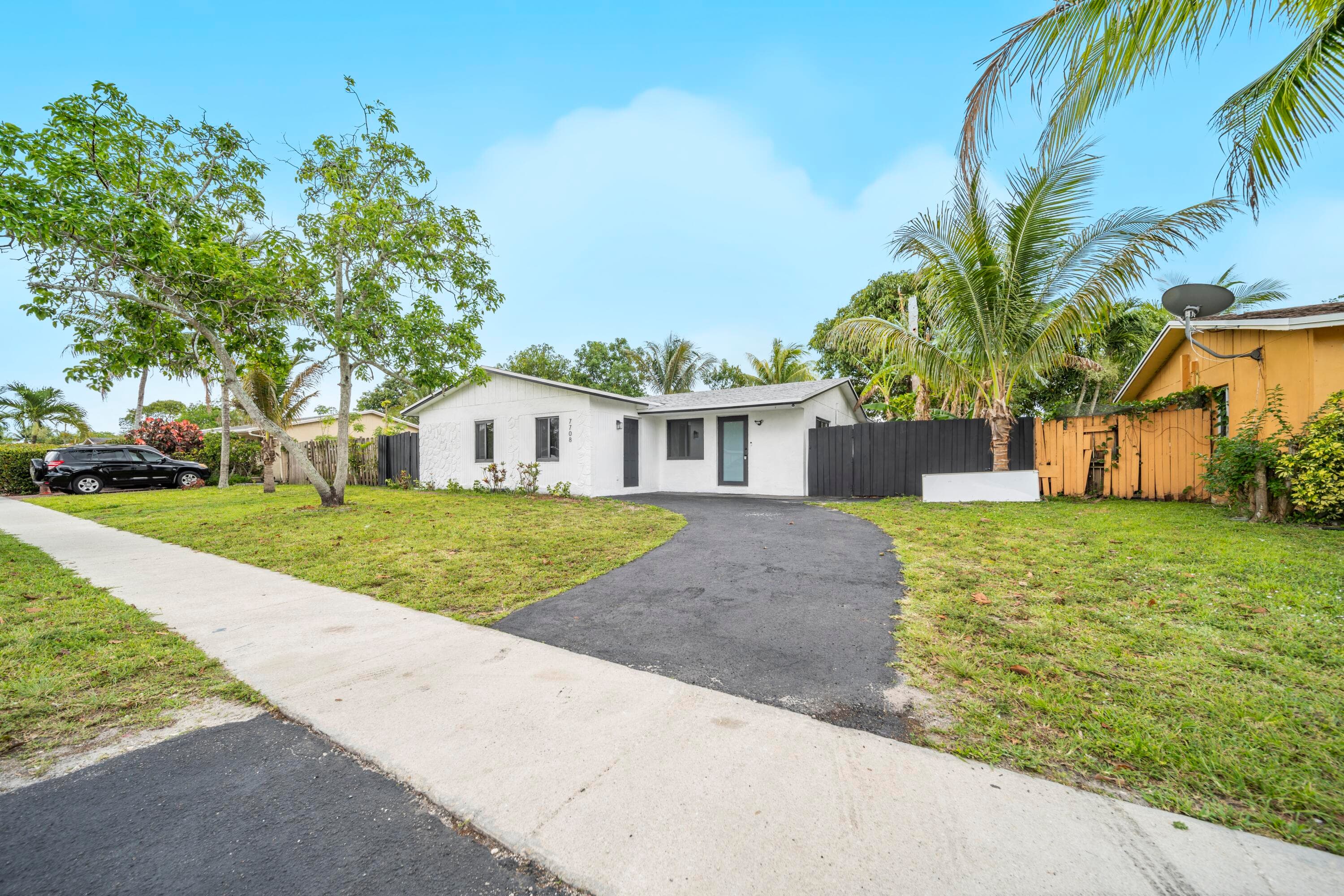 7708 SW 9th Street, North Lauderdale, FL 33068 — photo 34 of 36