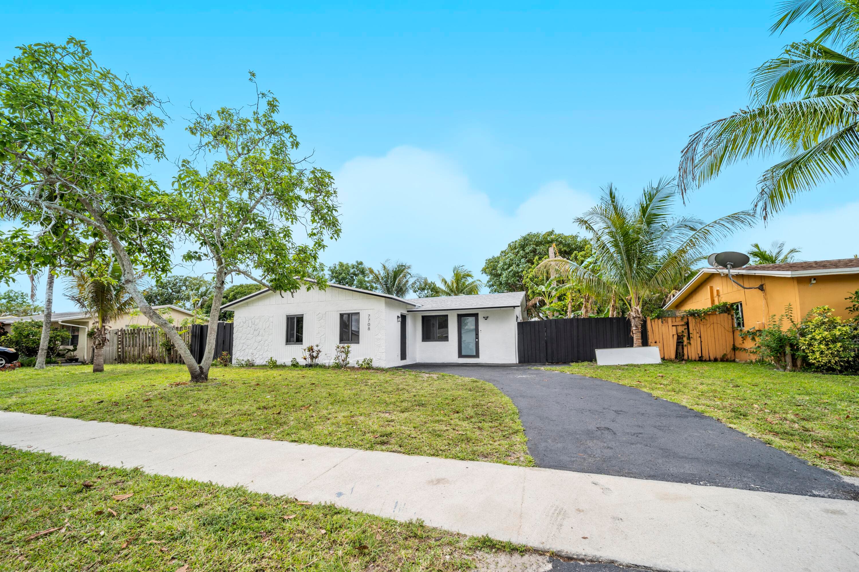 7708 SW 9th Street, North Lauderdale, FL 33068 — photo 36 of 36