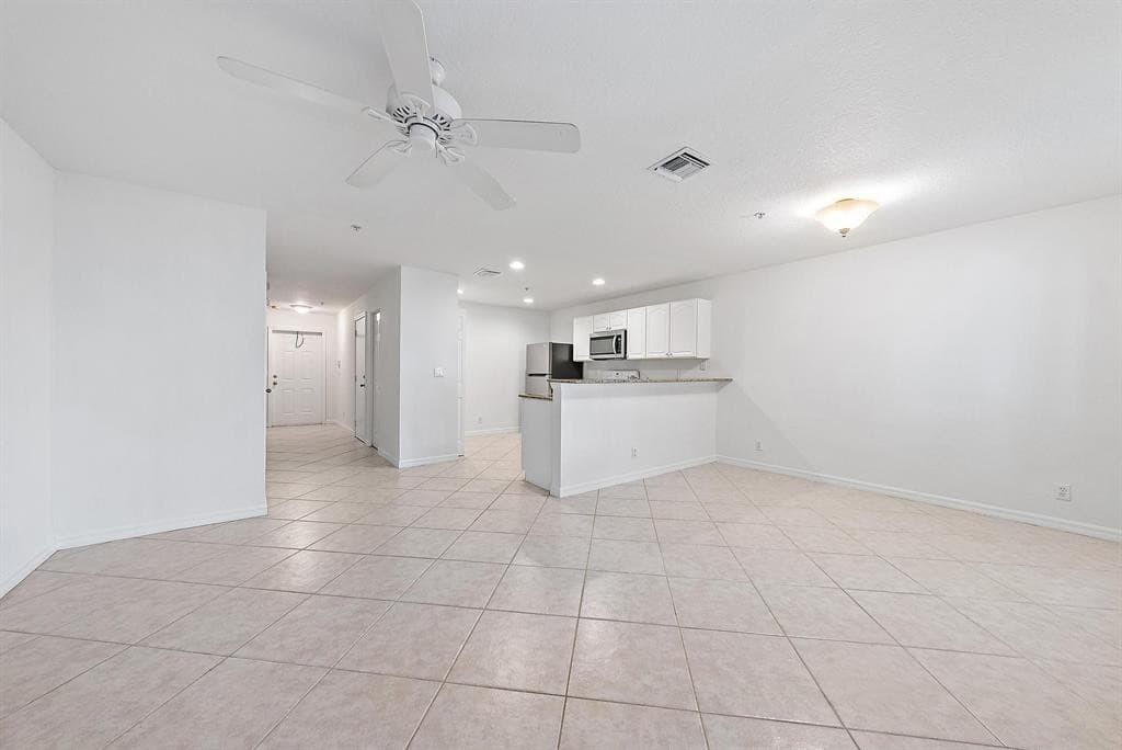 5372 SE Jennings Lane, Stuart, FL 34997 — photo 4 of 13