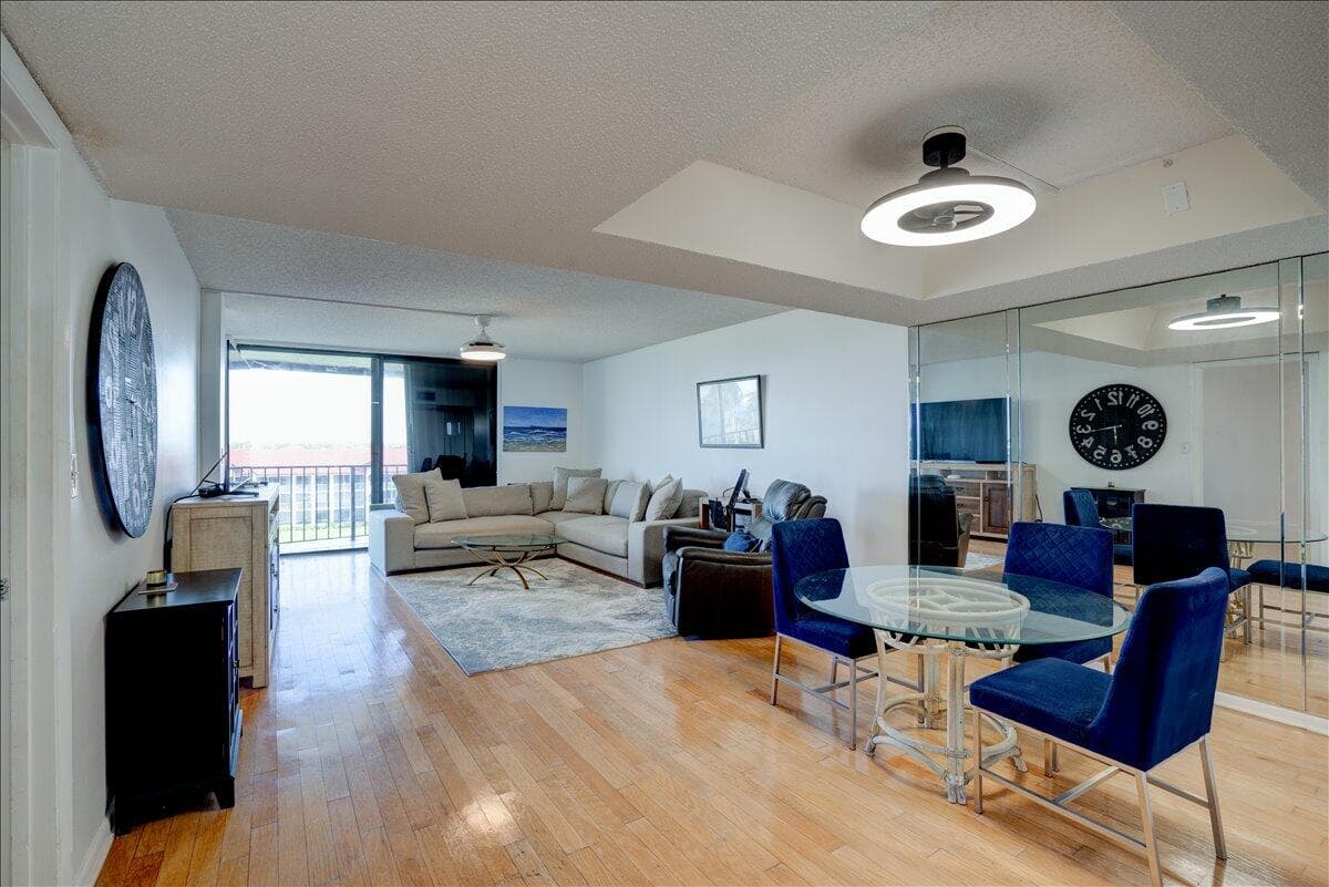 7030 Half Moon Circle 515, Hypoluxo, FL 33462 — photo 15 of 58