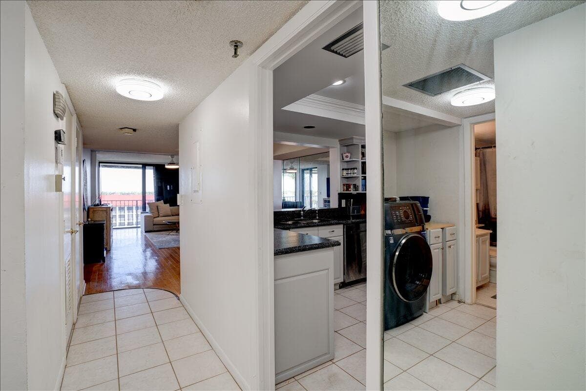 7030 Half Moon Circle 515, Hypoluxo, FL 33462 — photo 38 of 58