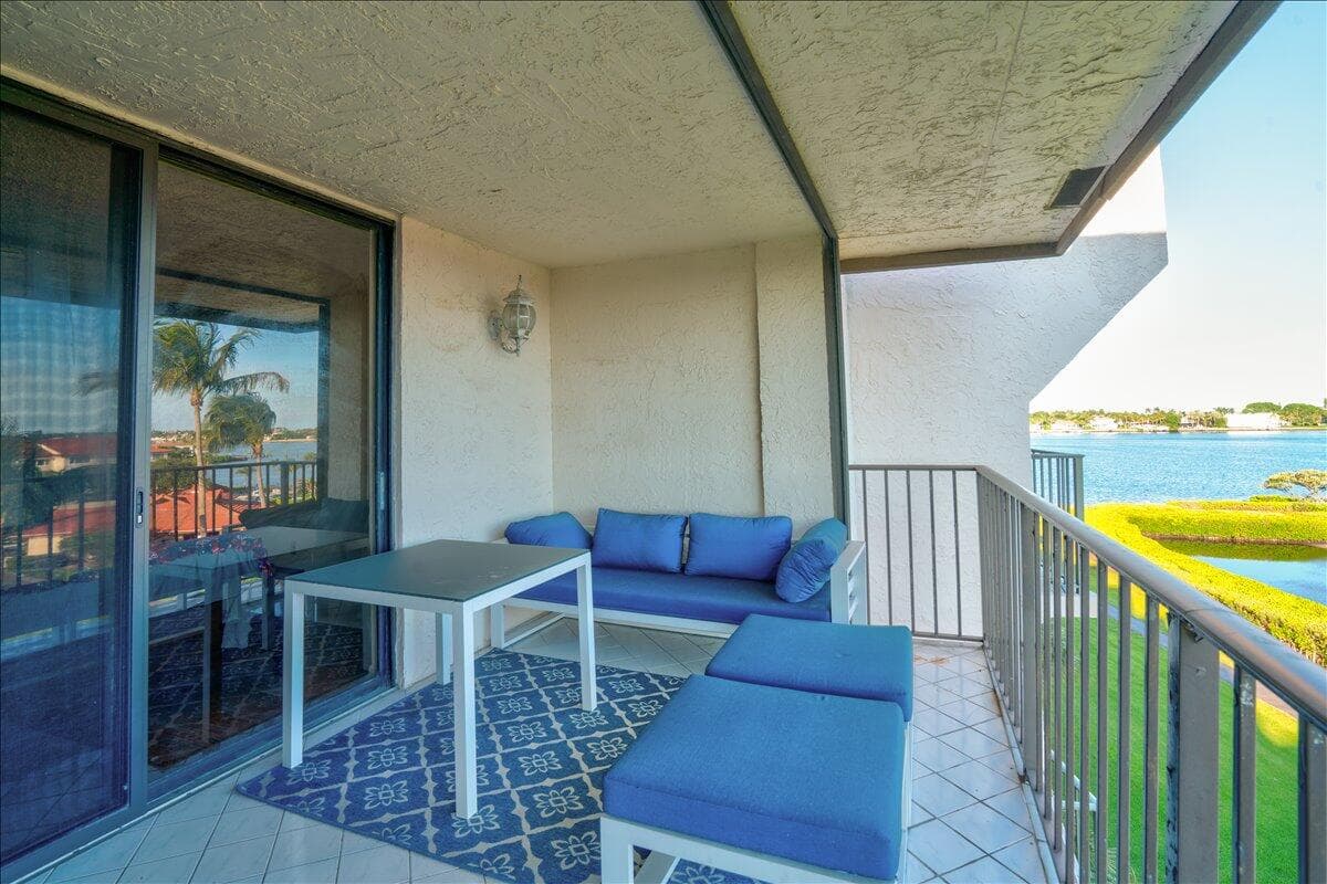 7030 Half Moon Circle 515, Hypoluxo, FL 33462 — photo 40 of 58