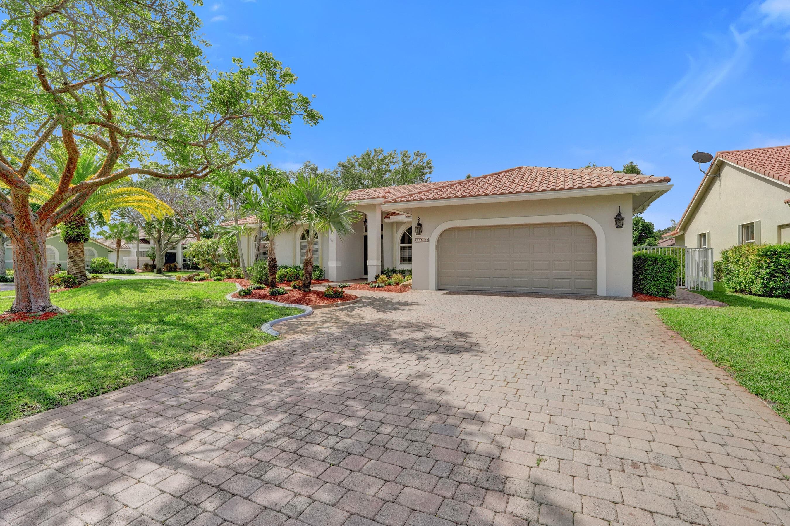 10304 NW 50th Court, Coral Springs, FL 33076 — photo 4 of 52