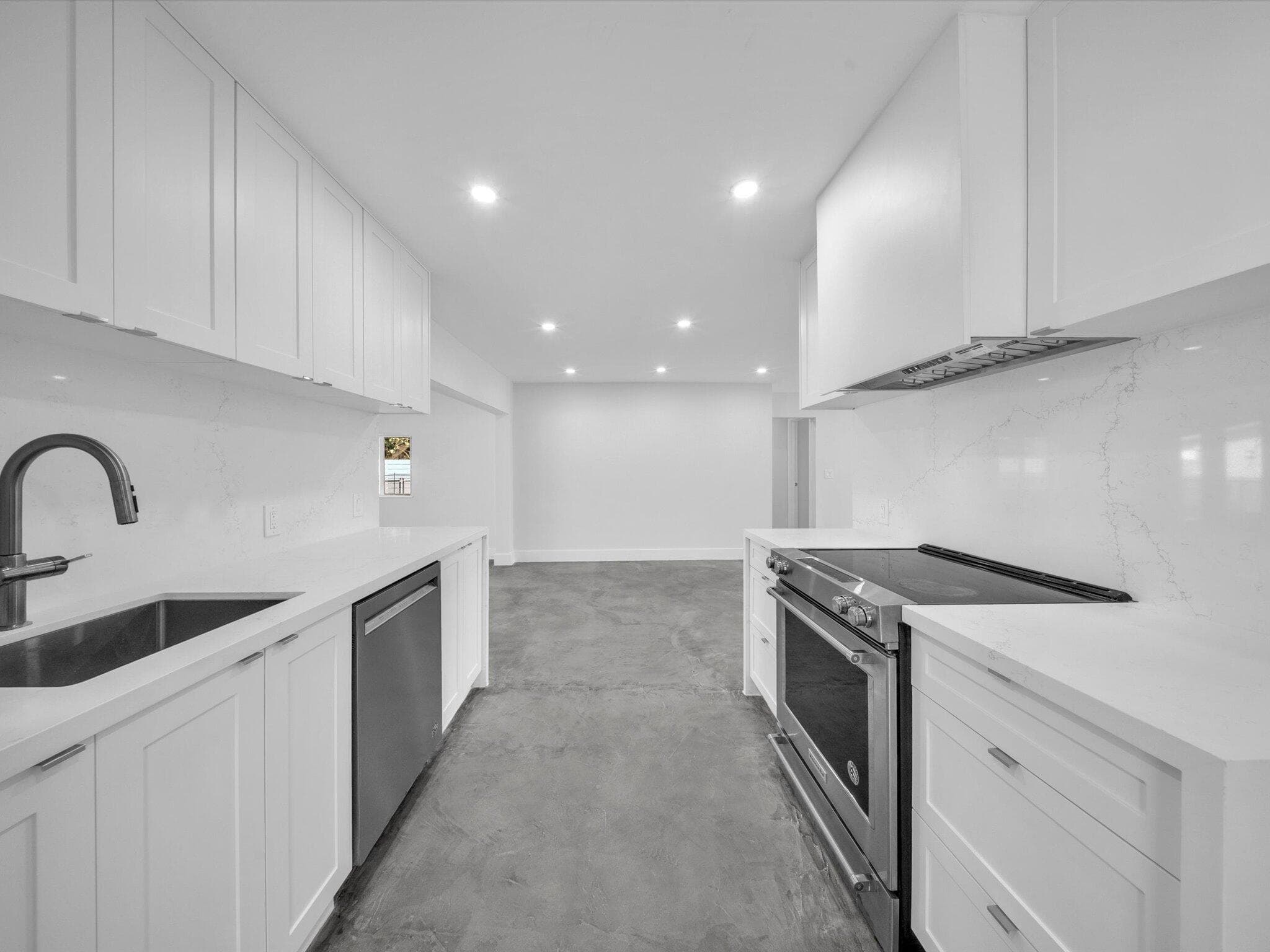 1721 N 16th Court, Hollywood, FL 33020 — photo 1 of 40