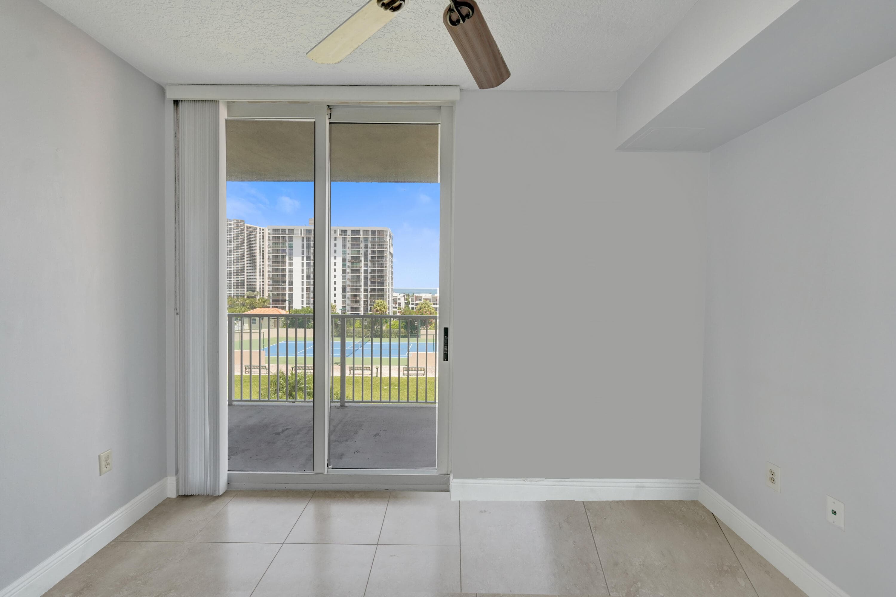 3020 NE 32nd Avenue 807, Fort Lauderdale, FL 33308 — photo 34 of 75