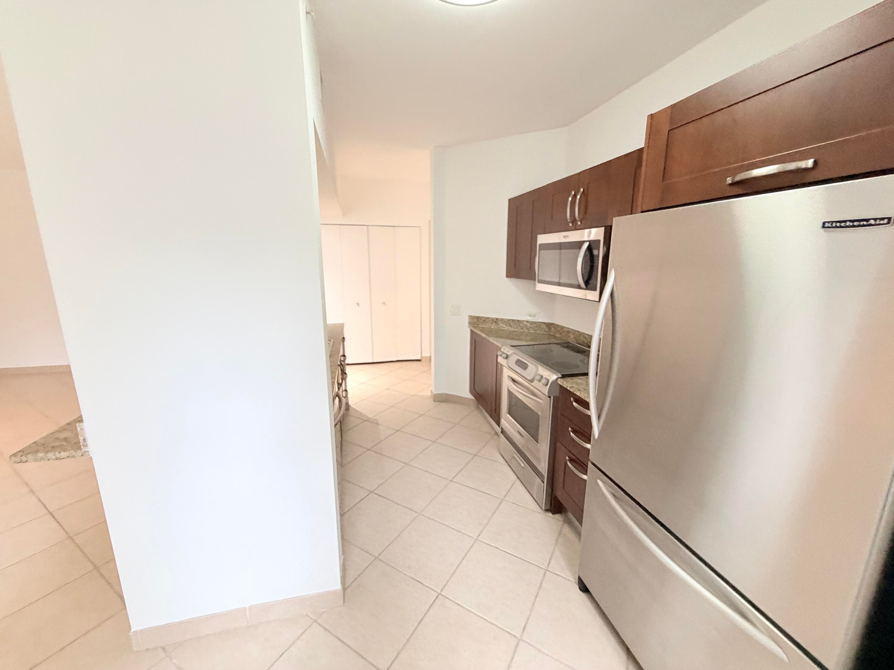19900 E Country Club Drive 210, Aventura, FL 33180 — photo 7 of 21