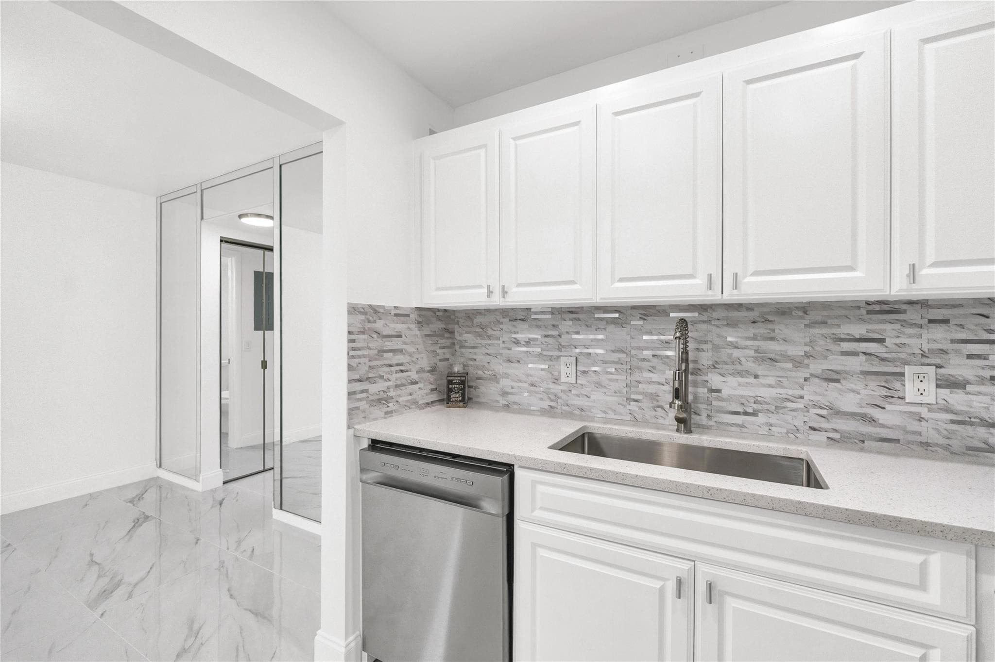 242 Tilford L L, Deerfield Beach, FL 33442 — photo 11 of 17