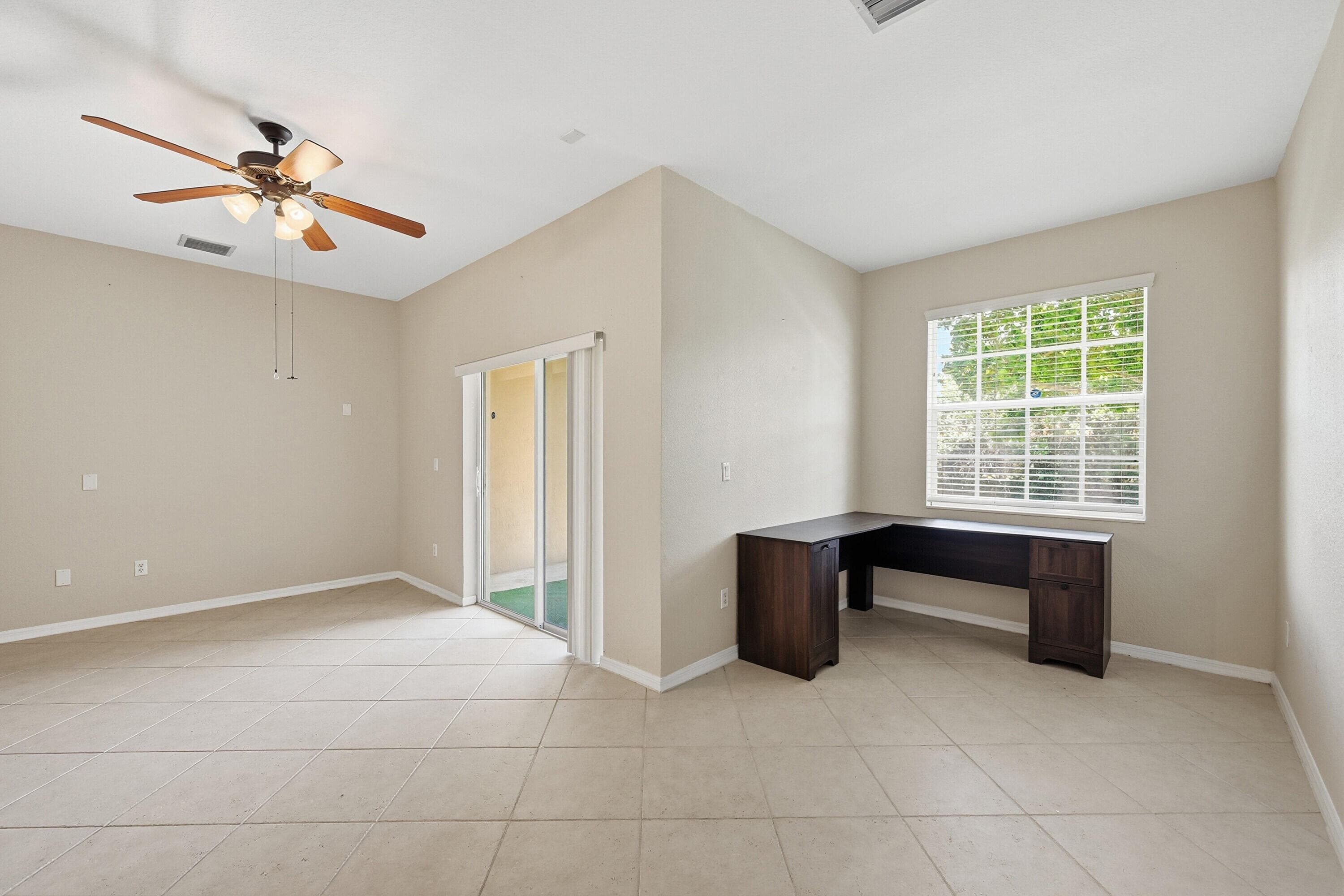 9056 Plymouth Place, Tamarac, FL 33321 — photo 8 of 47