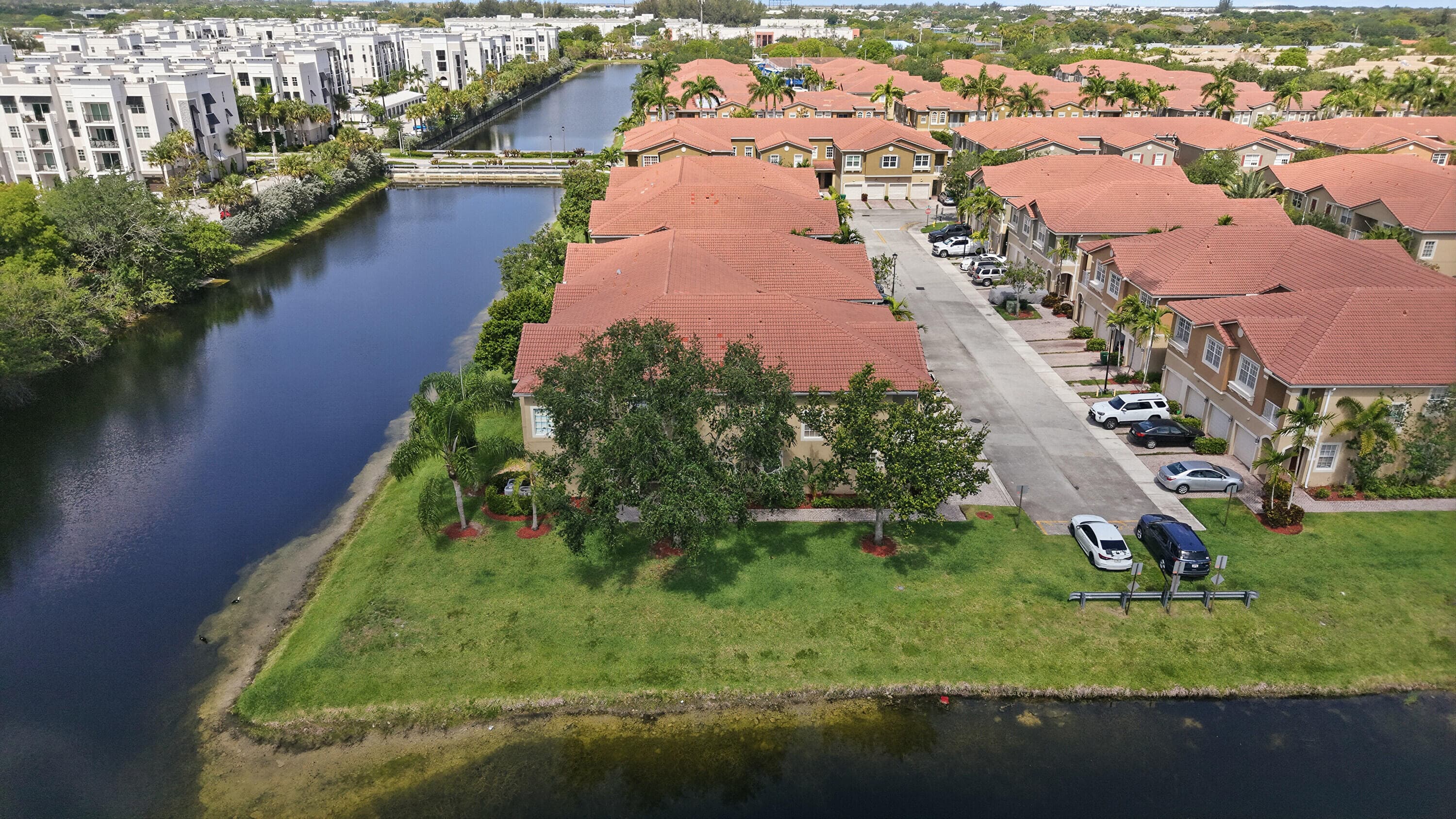 9056 Plymouth Place, Tamarac, FL 33321 — photo 35 of 47
