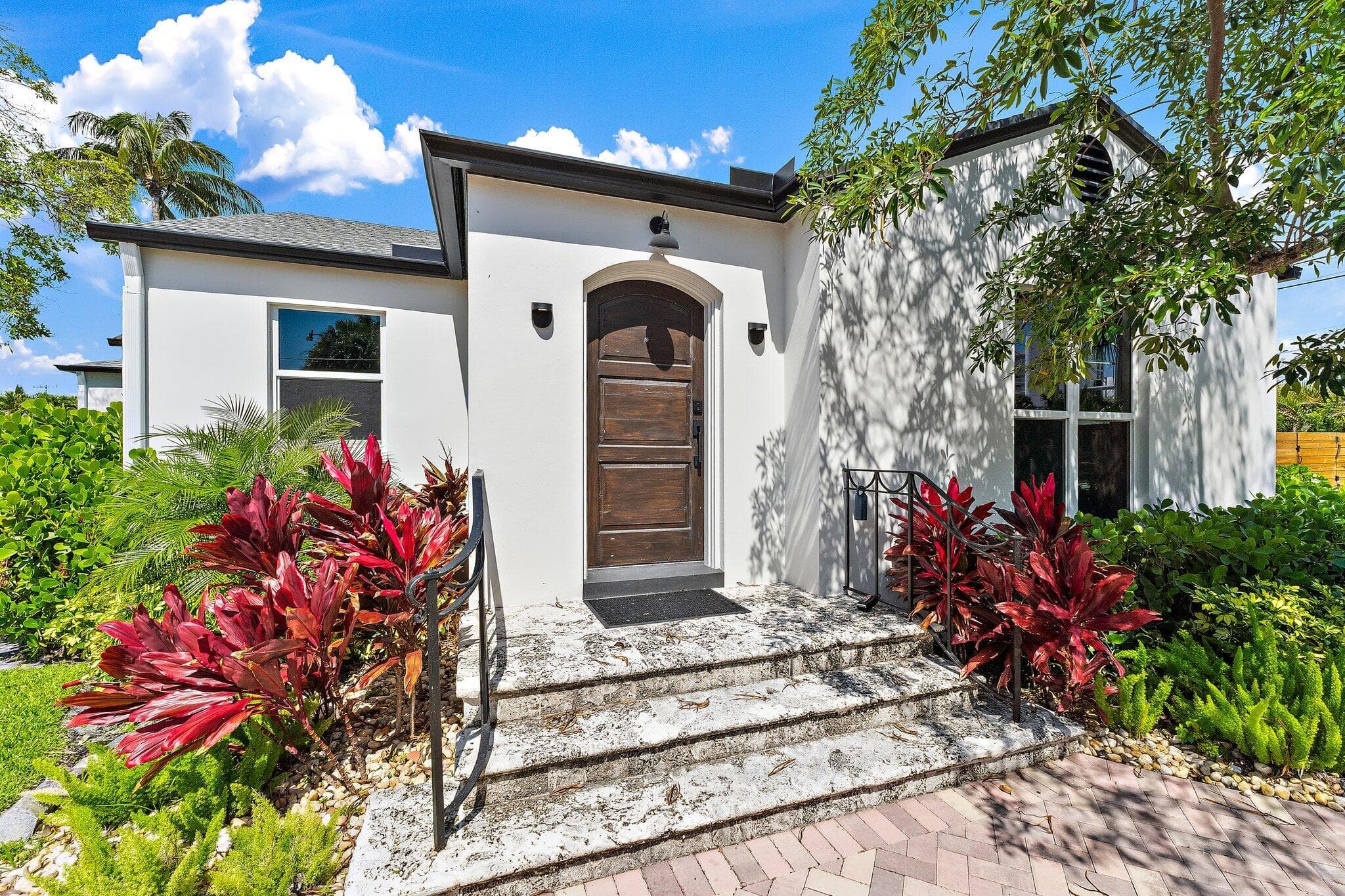 4015 Washington Road, West Palm Beach, FL 33405 — photo 3 of 31