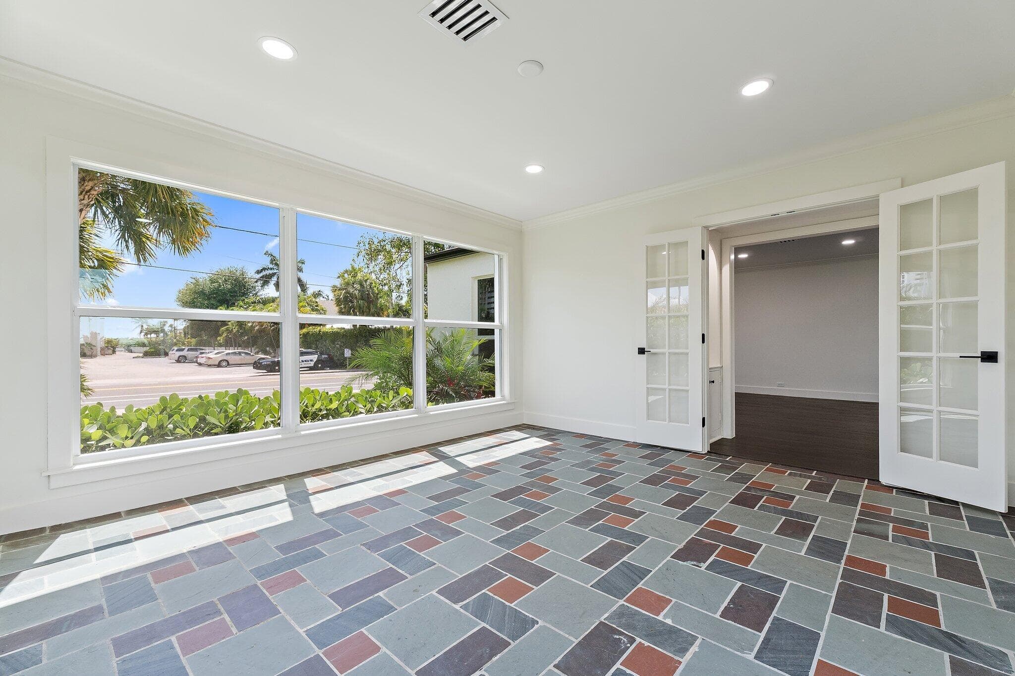 4015 Washington Road, West Palm Beach, FL 33405 — photo 11 of 31