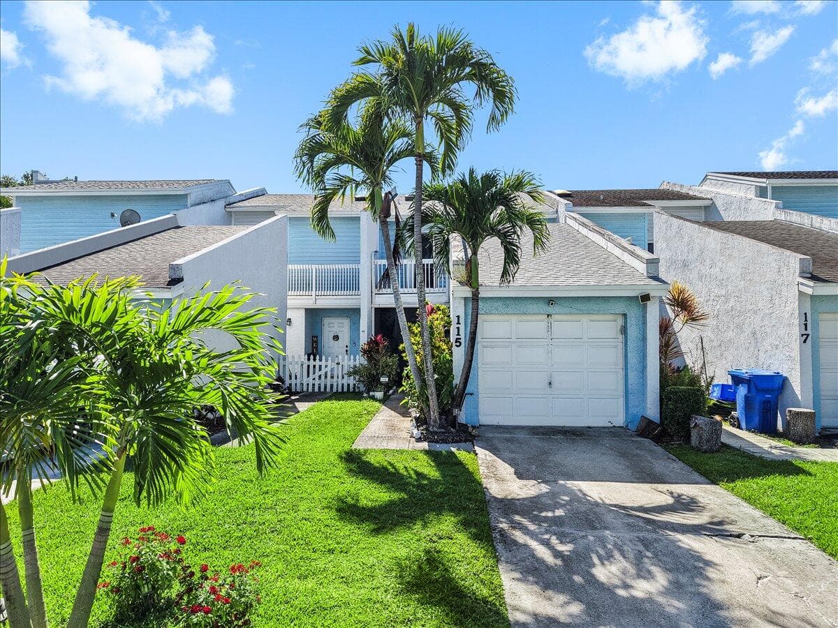 115 Fairway Lane, Royal Palm Beach, FL 33411 — photo 2 of 44