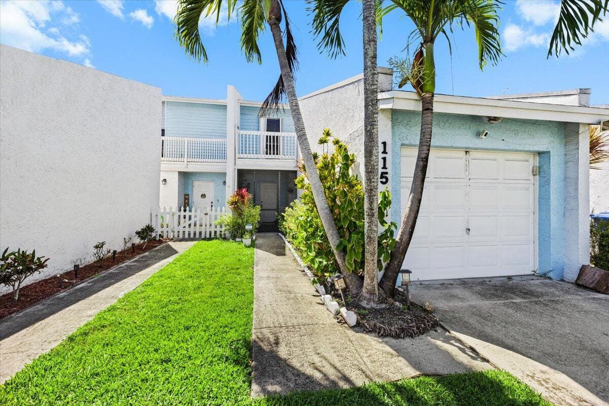 115 Fairway Lane, Royal Palm Beach, FL 33411 — photo 40 of 44