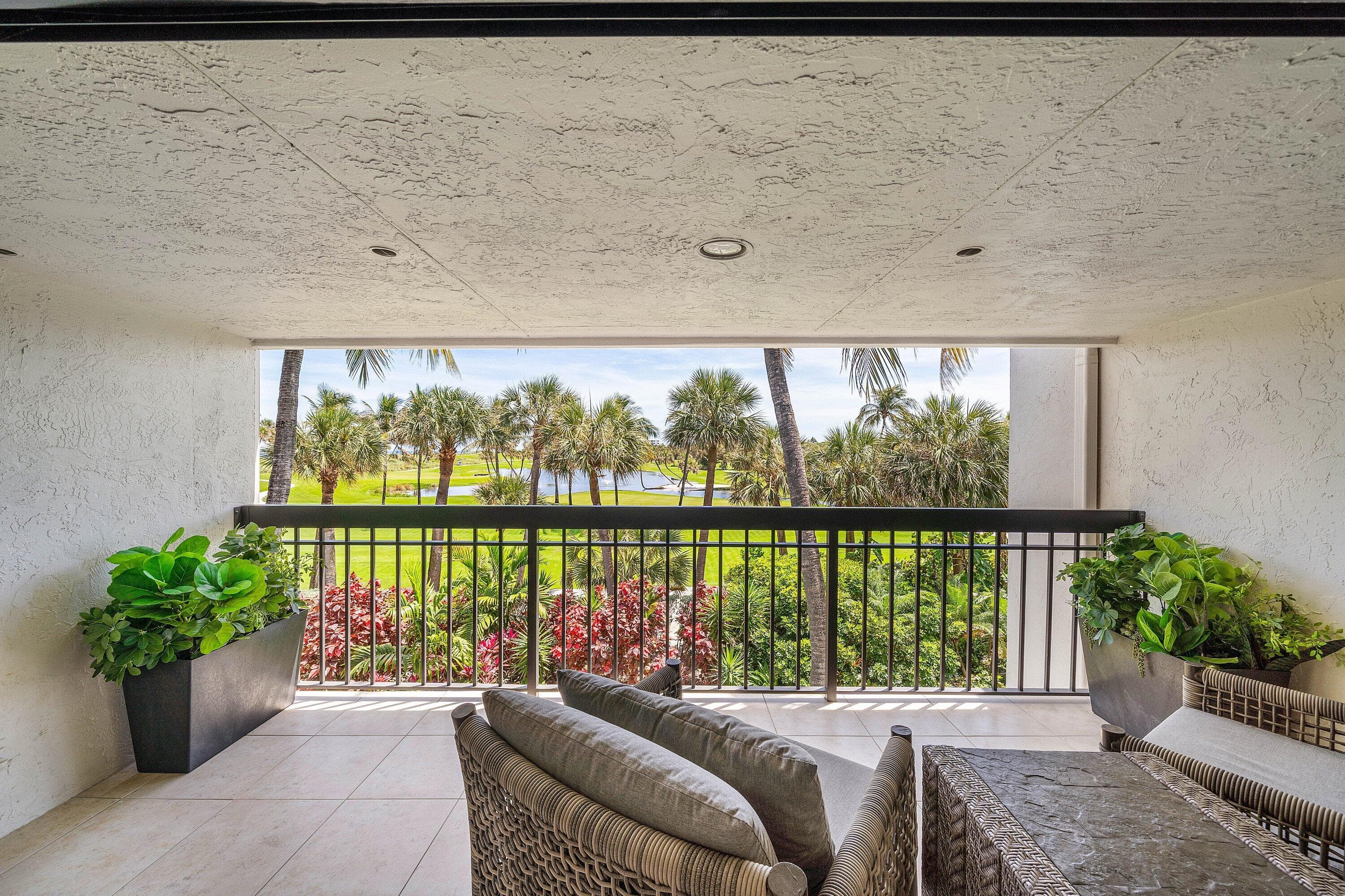 2335 S Ocean Boulevard 13, Palm Beach, FL 33480 — photo 14 of 25