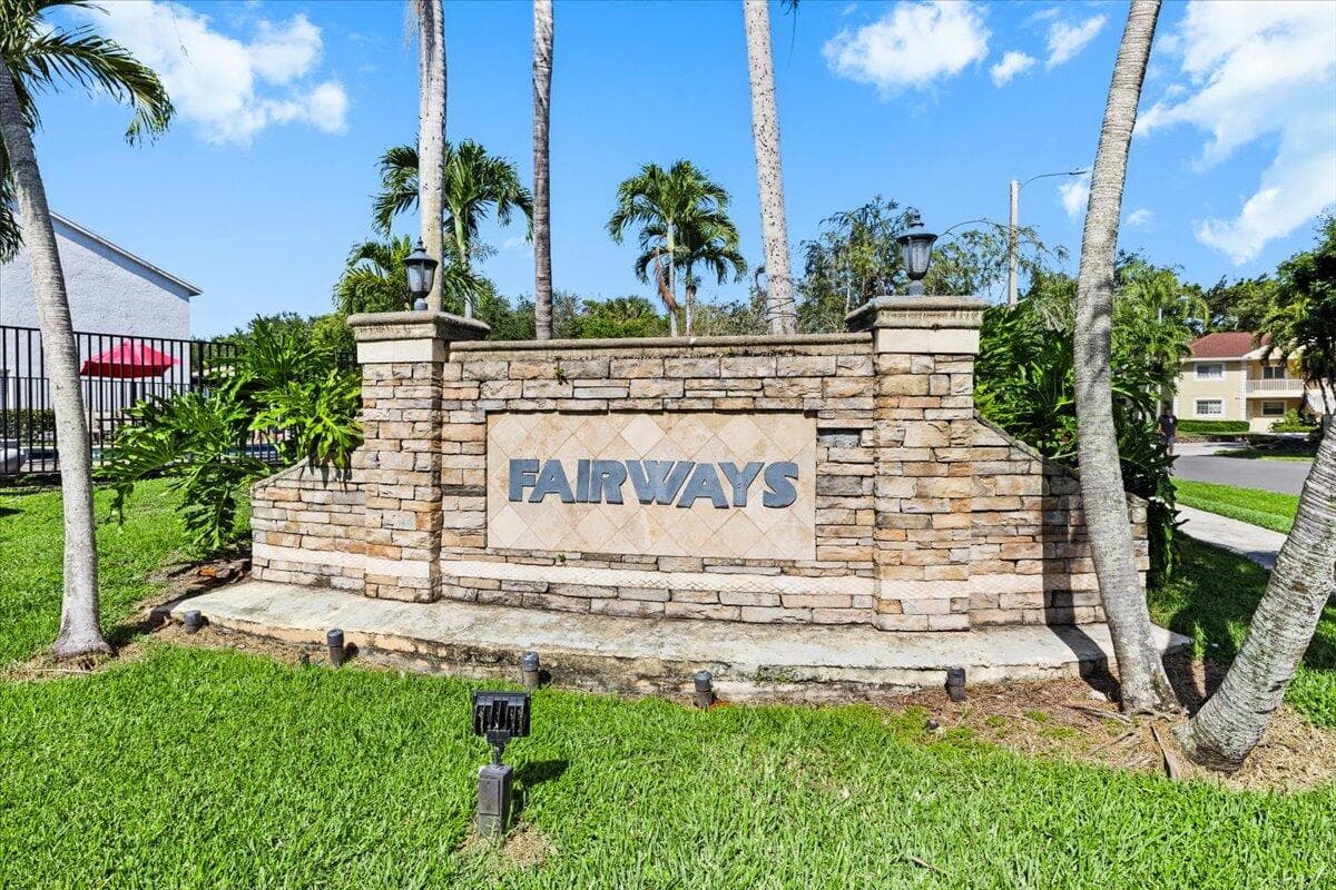 115 Fairway Lane, Royal Palm Beach, FL 33411 — photo 43 of 44