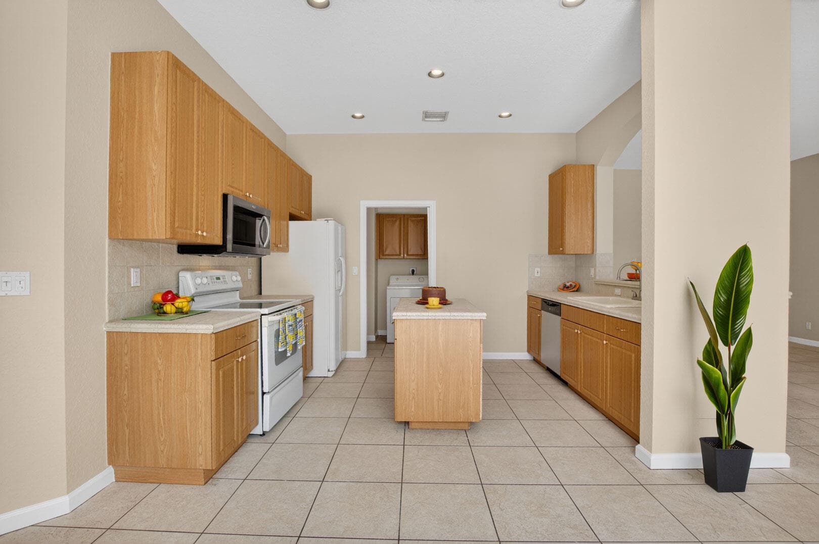 9954 Boynton Gardens Way, Boynton Beach, FL 33437 — photo 7 of 39