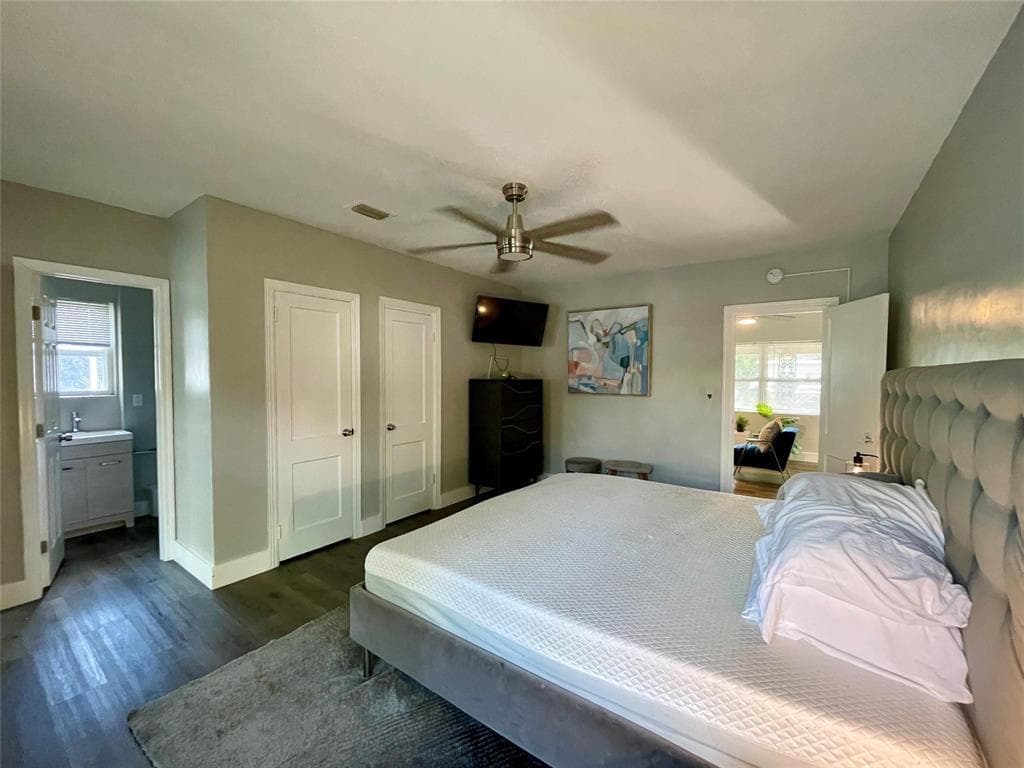 832 NE 17th Avenue, Fort Lauderdale, FL 33304 — photo 6 of 13