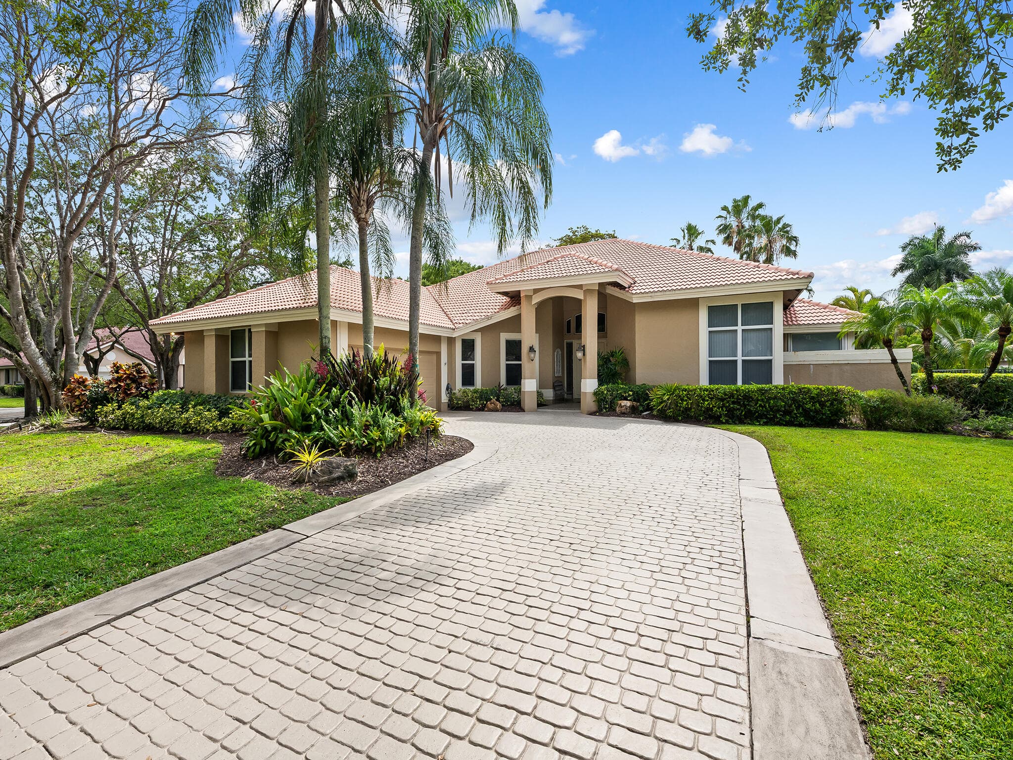 1207 Manor Drive S, Weston, FL 33326 — photo 1 of 47