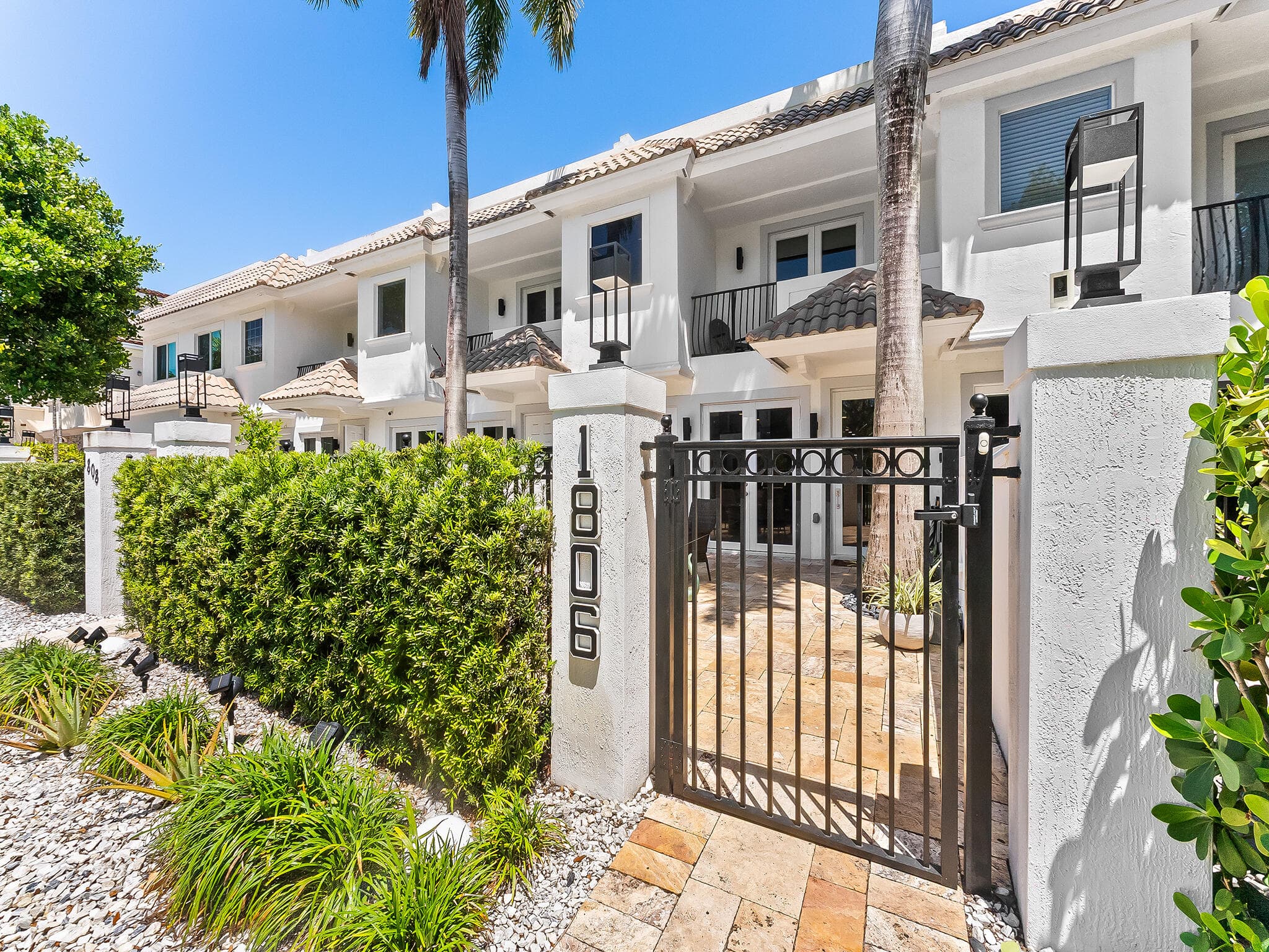 1806 NE 26th Avenue, Fort Lauderdale, FL 33305 — photo 10 of 46