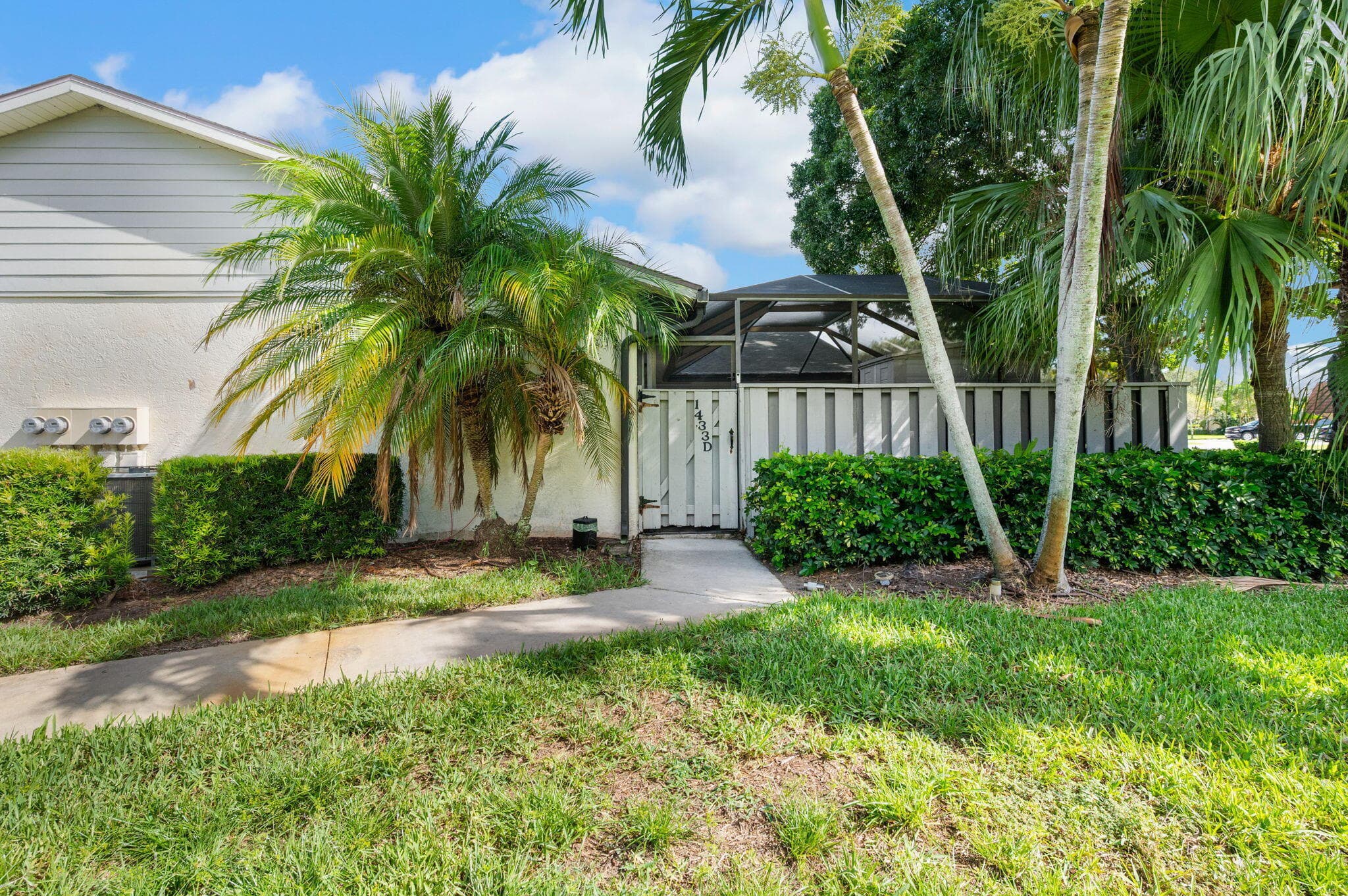 1433 Captains Walk 18d, Fort Pierce, FL 34950 — photo