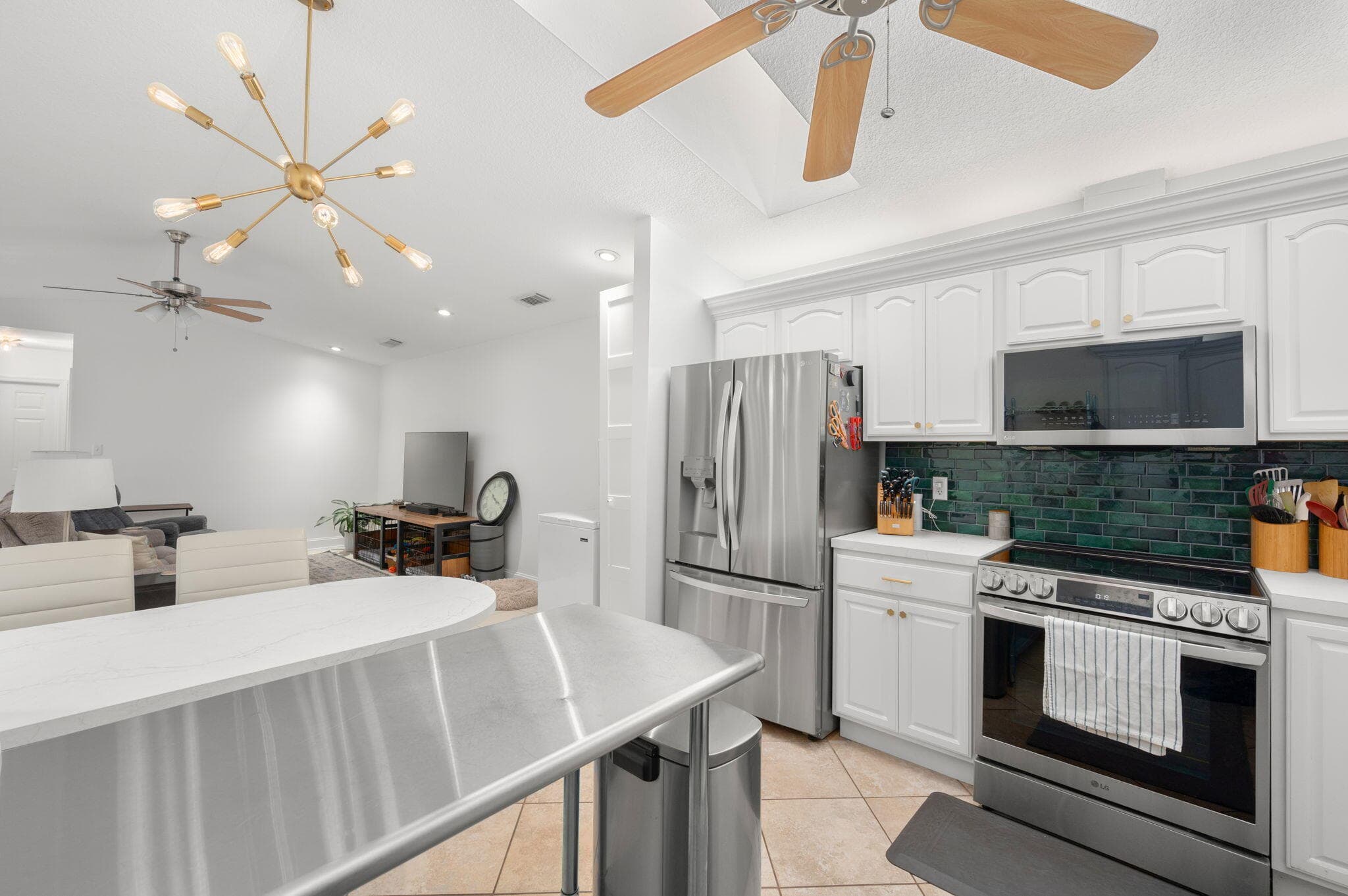 1433 Captains Walk 18d, Fort Pierce, FL 34950 — photo 8 of 19
