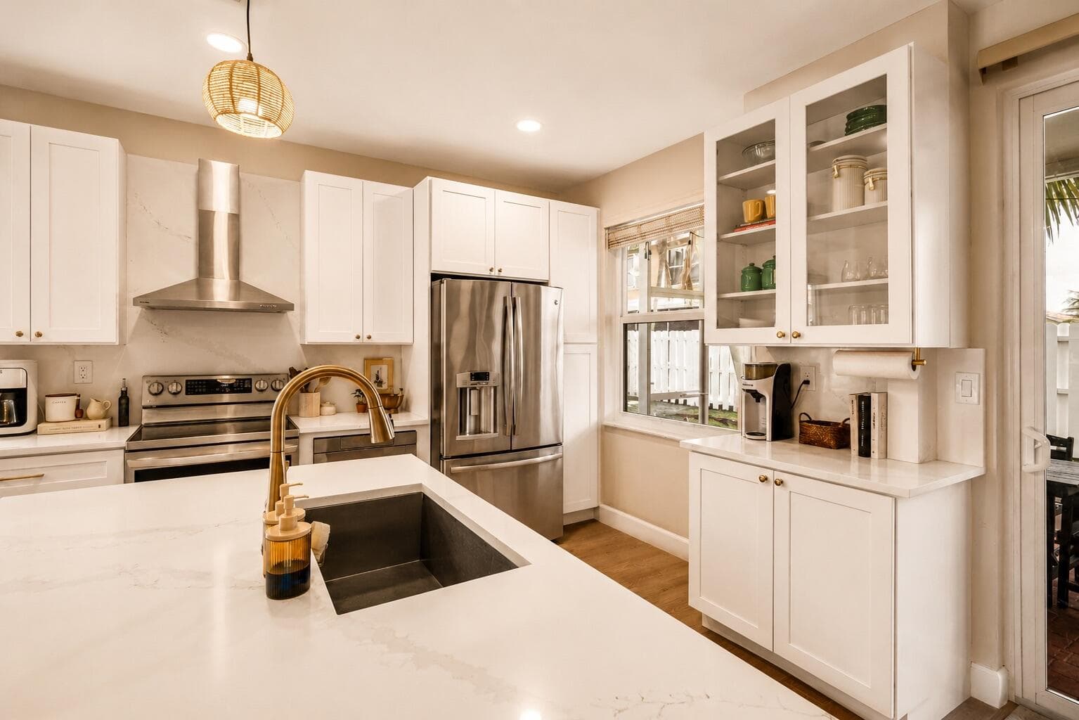 8102 Pelican Harbour Drive, Lake Worth, FL 33467 — photo 13 of 36