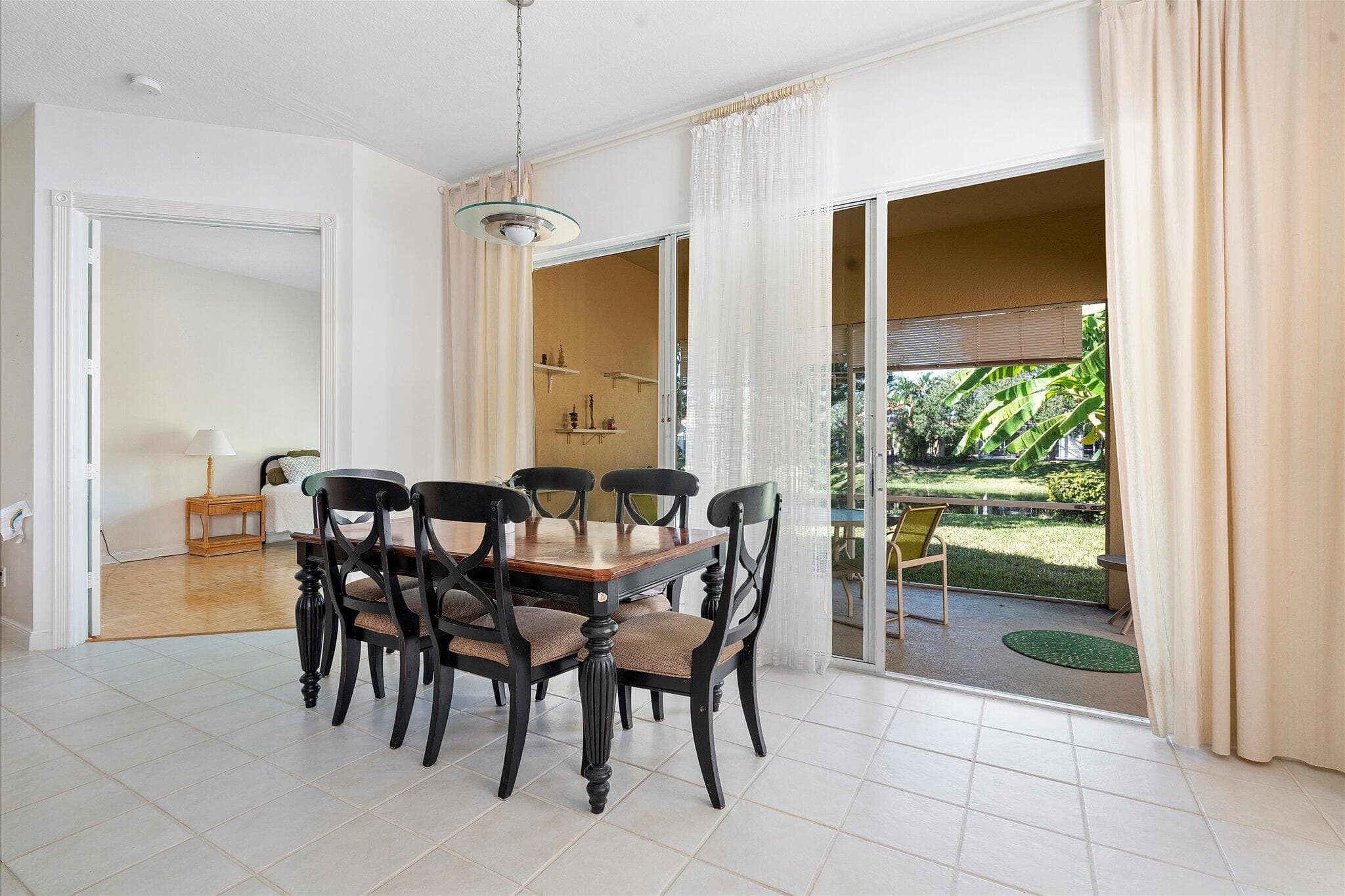 2563 James River Road, West Palm Beach, FL 33411 — photo 5 of 39
