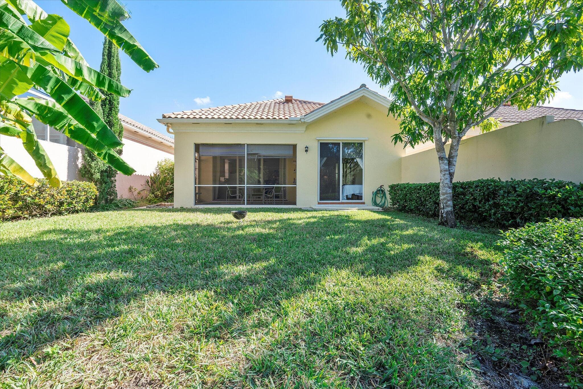 2563 James River Road, West Palm Beach, FL 33411 — photo 27 of 39