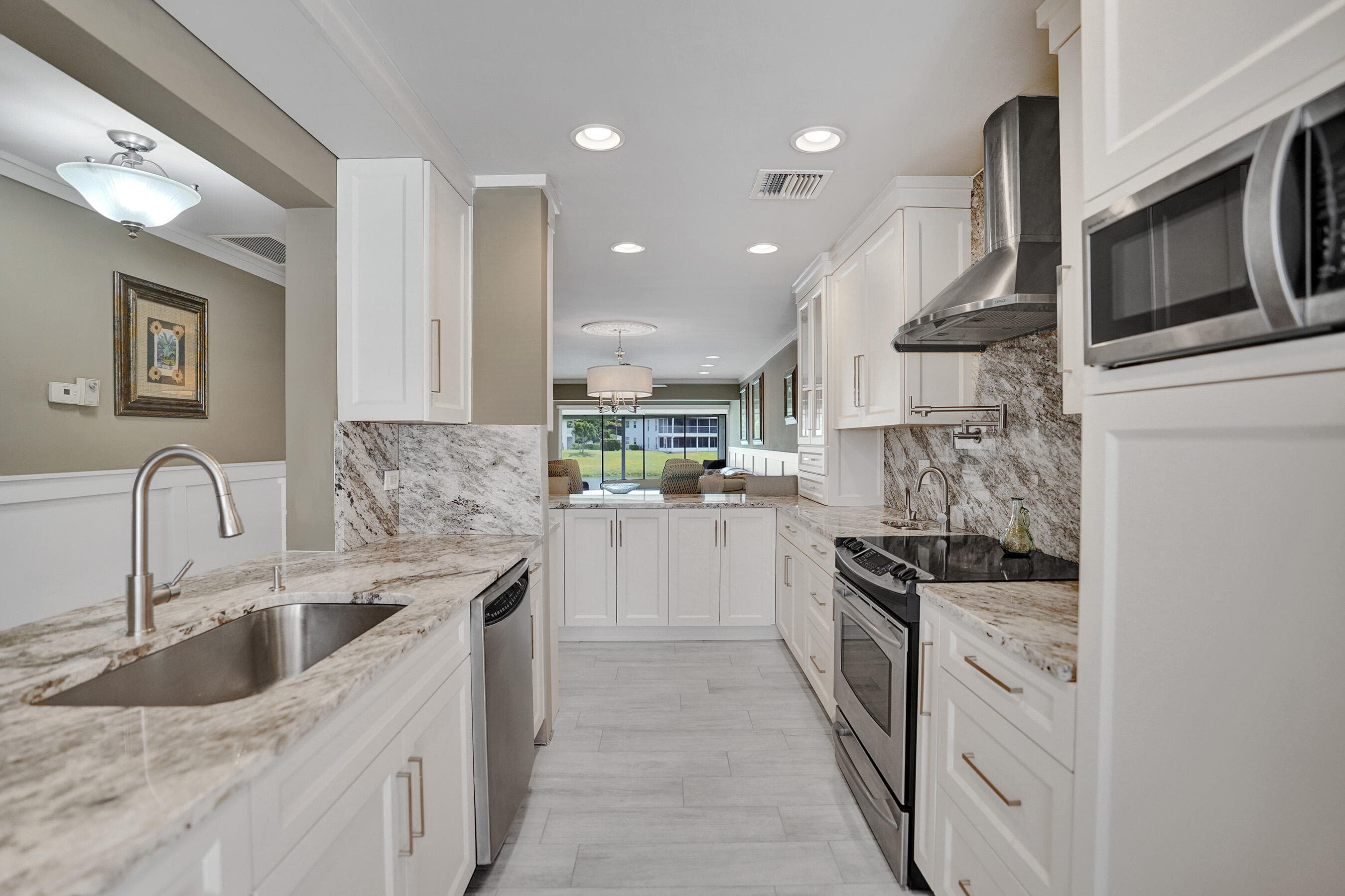 2820 SW 13th Street 101, Delray Beach, FL 33445 — photo 10 of 86