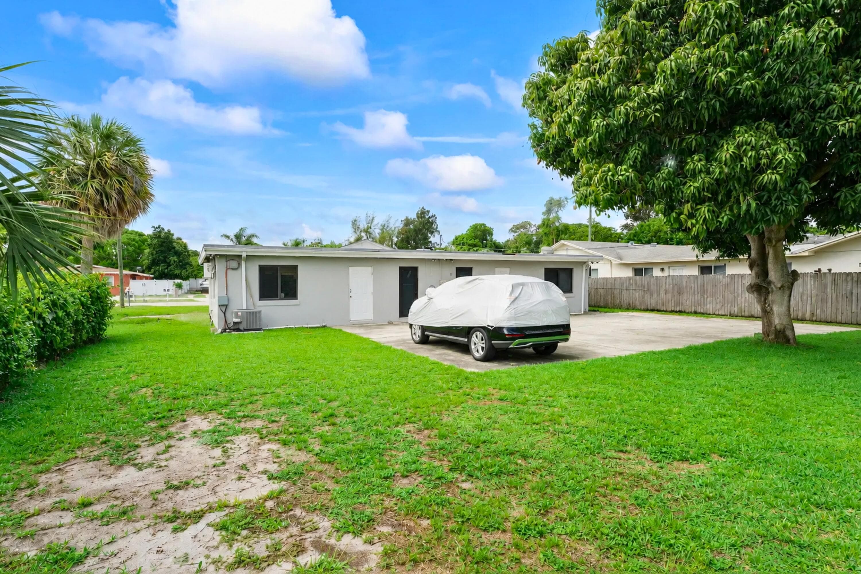 4727 Myrtle Lane, West Palm Beach, FL 33417 — photo 25 of 38