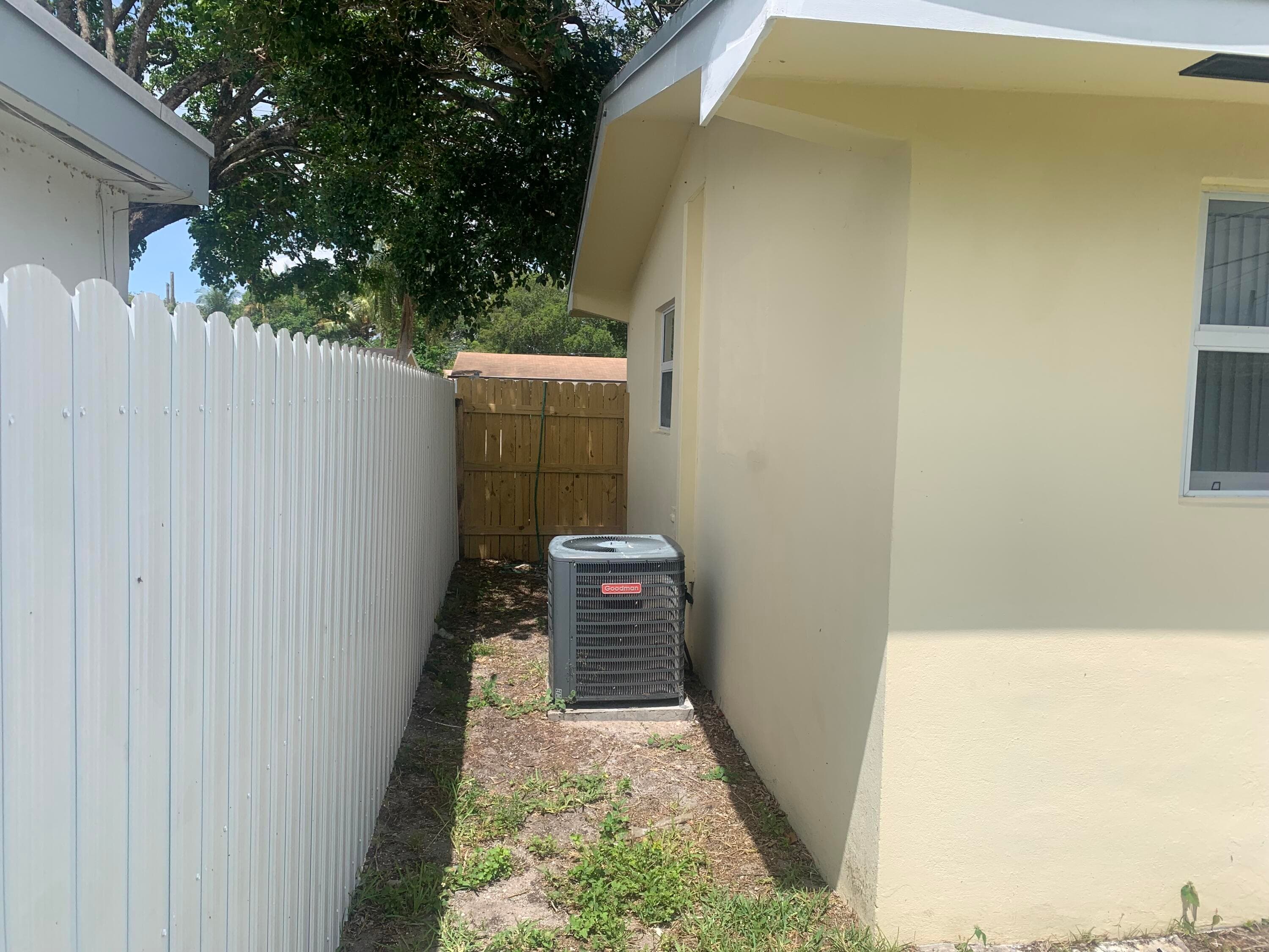 Single Family Residence in Miramar — photo 3 of 23