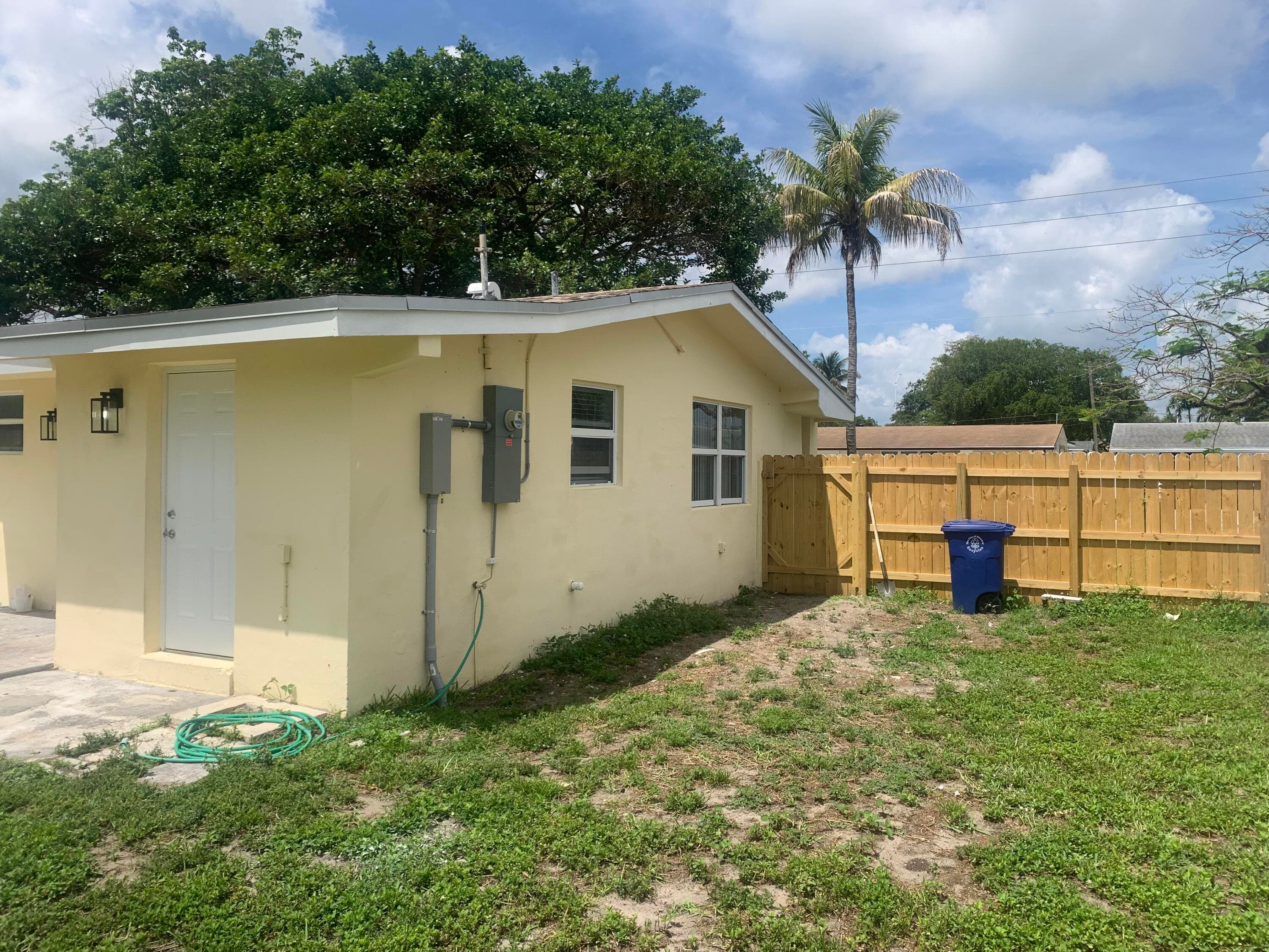 Single Family Residence in Miramar — photo 5 of 23