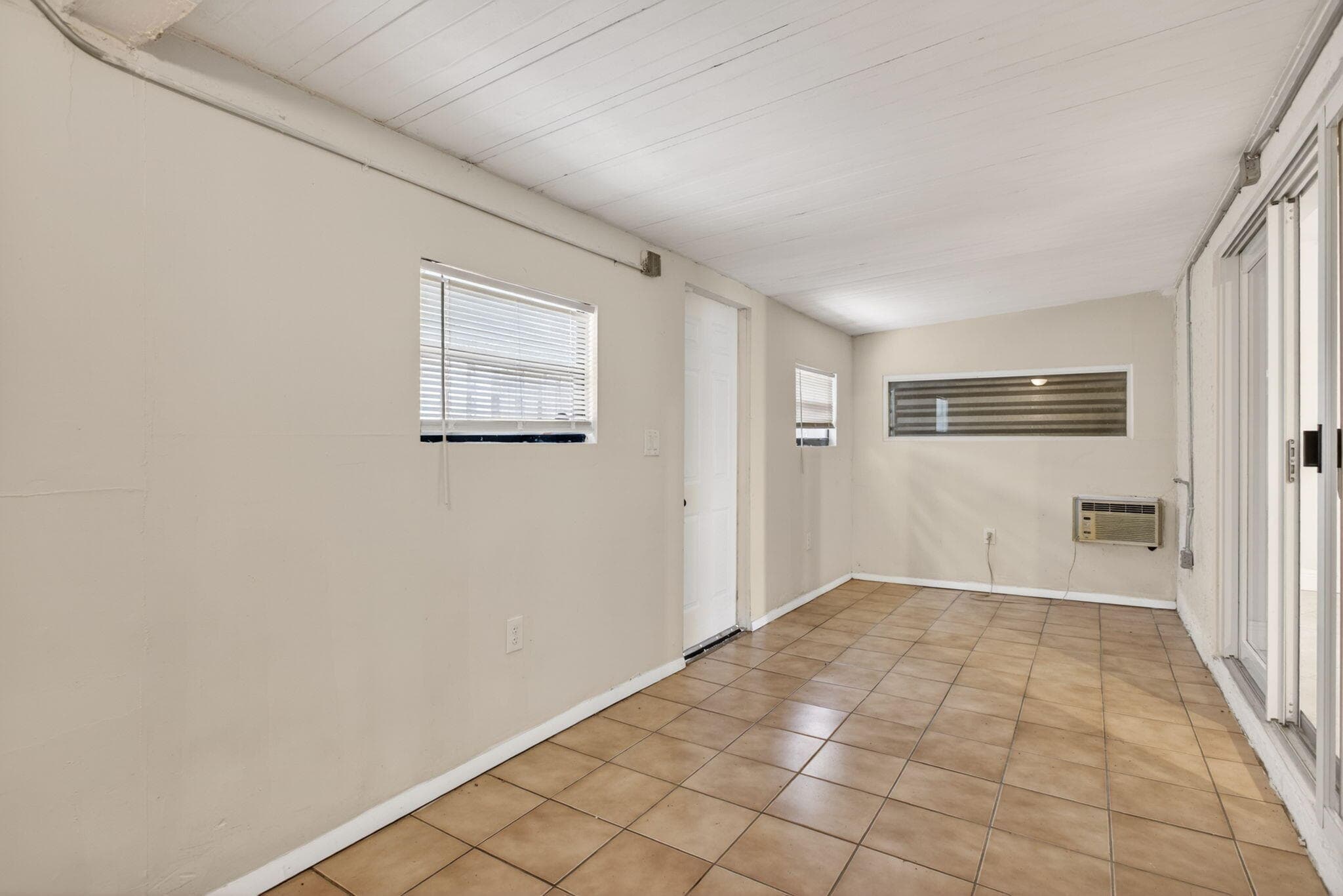 5646 Blueberry Court 23, Lauderhill, FL 33313 — photo 16 of 36