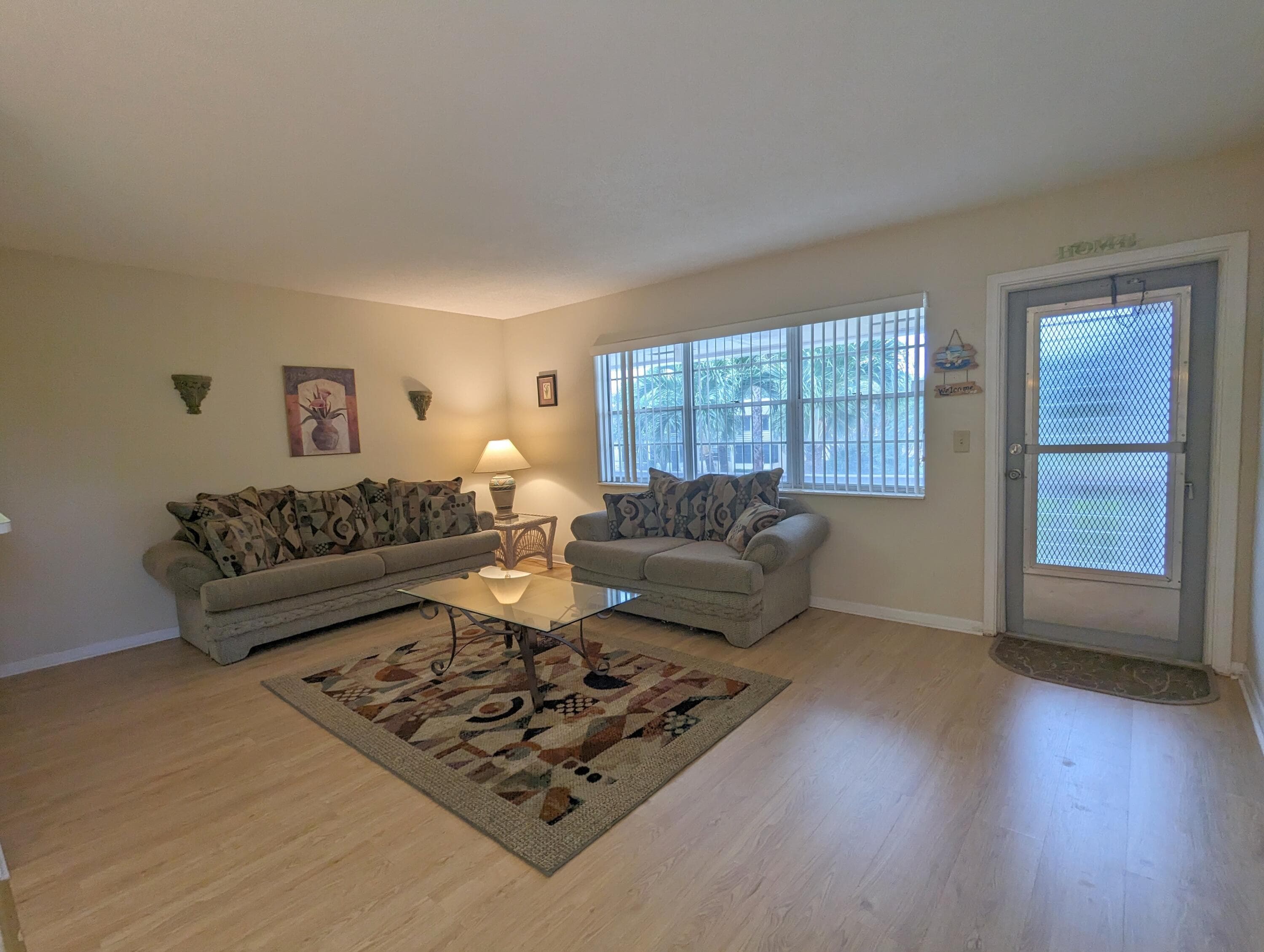 113 E Waltham E, West Palm Beach, FL 33417 — photo 4 of 23