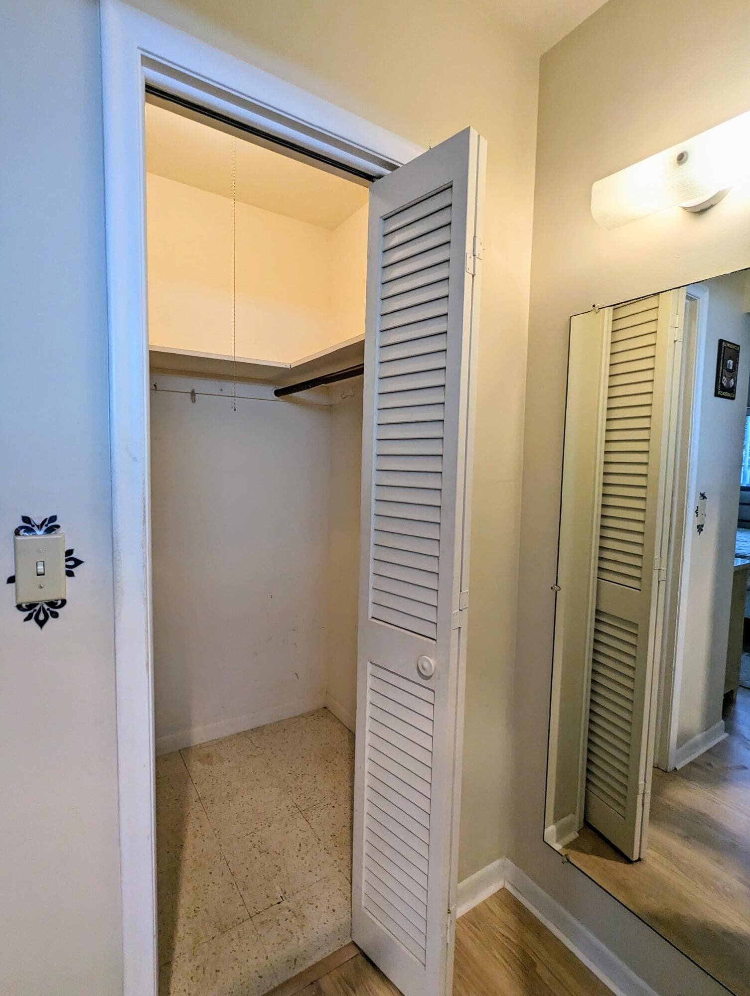 113 E Waltham E, West Palm Beach, FL 33417 — photo 9 of 23