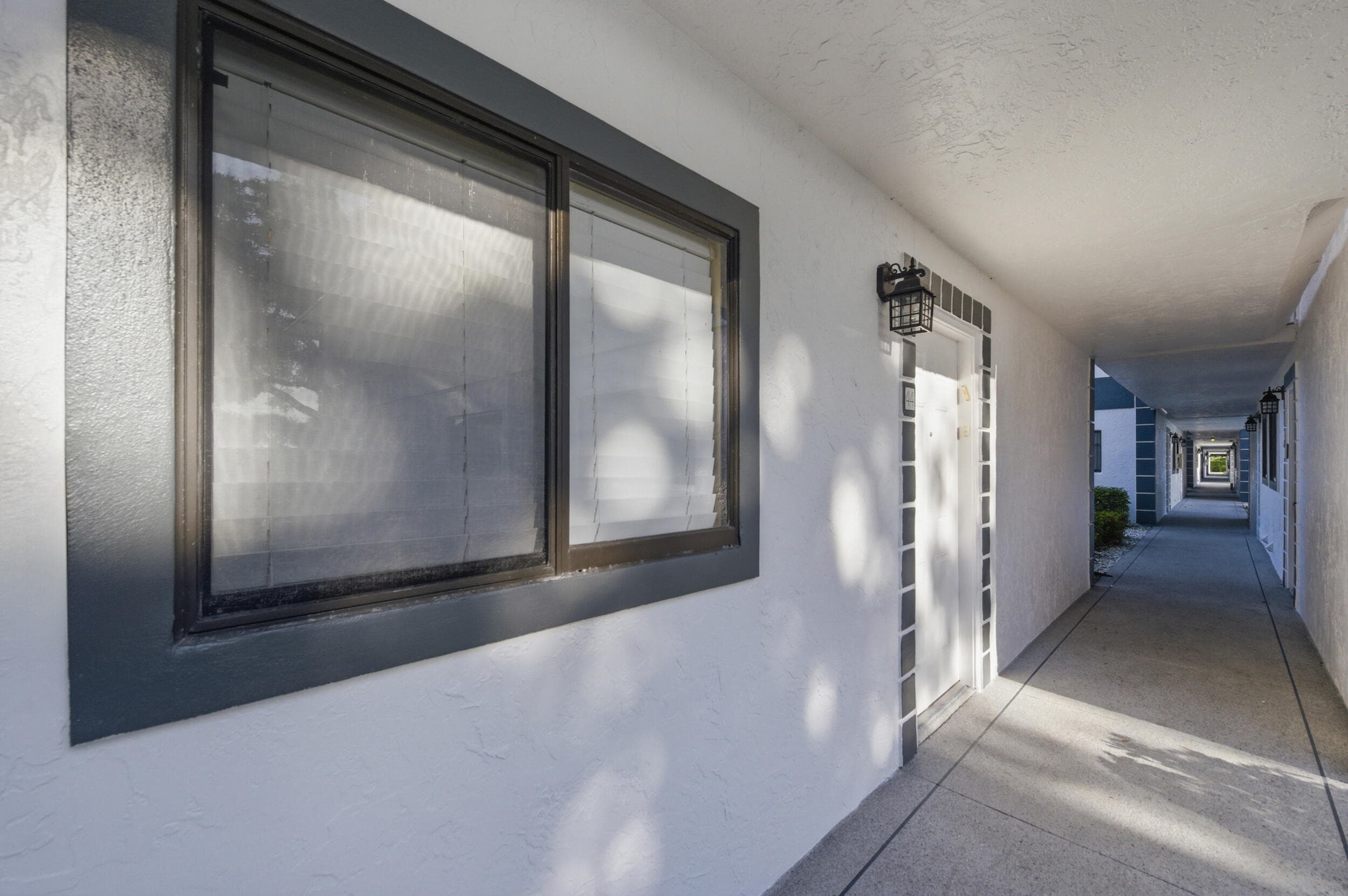 15301 Pembridge Avenue 44, Delray Beach, FL 33484 — photo 4 of 64