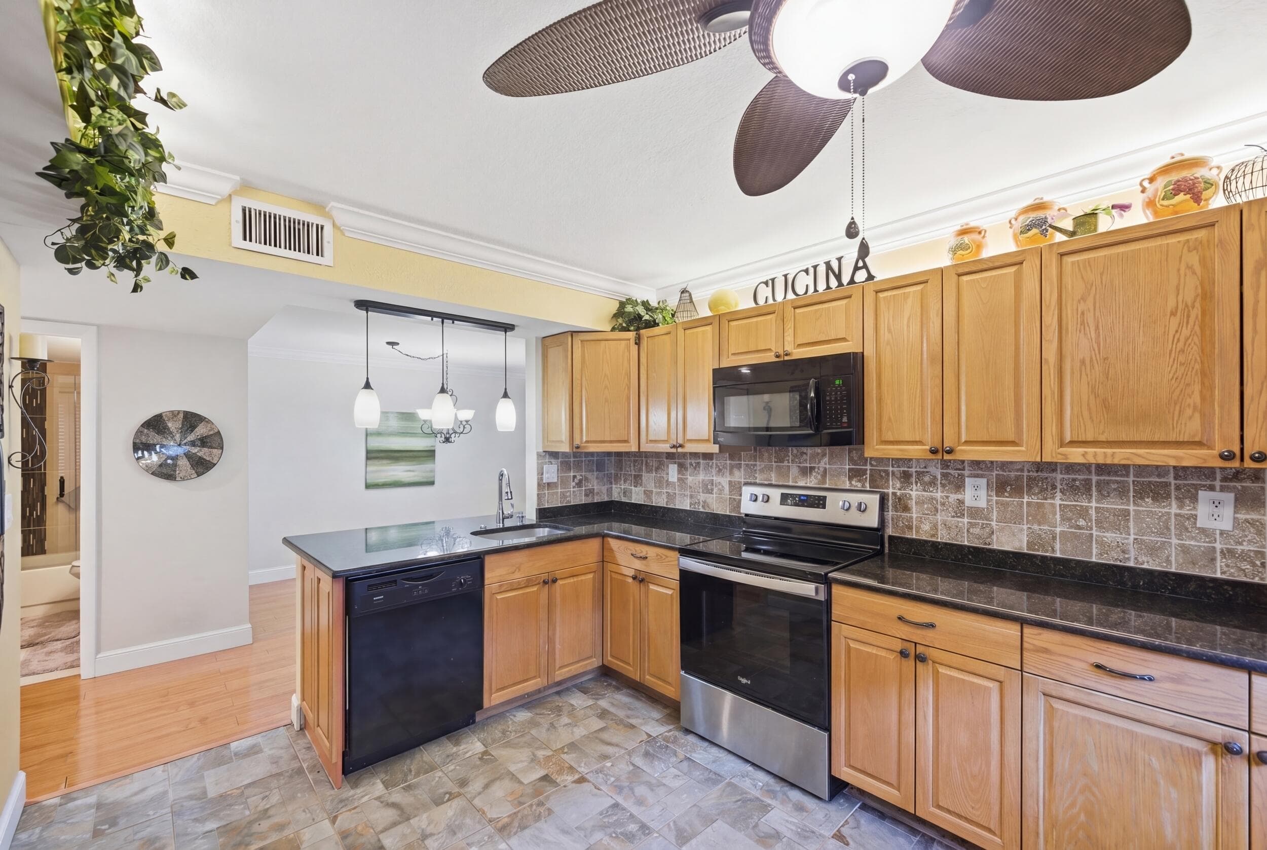 15301 Pembridge Avenue 44, Delray Beach, FL 33484 — photo 6 of 64