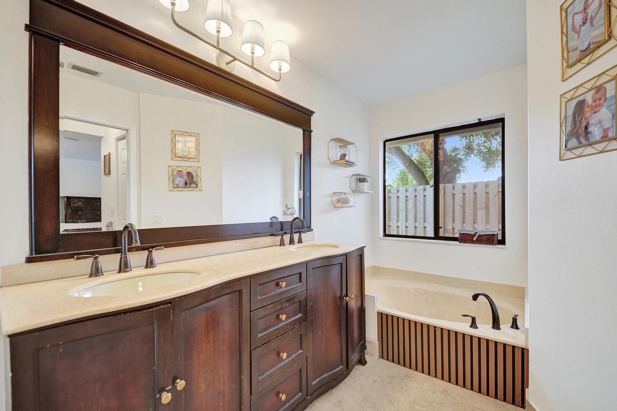 10050 NW 14th Street, Plantation, FL 33322 — photo 36 of 60