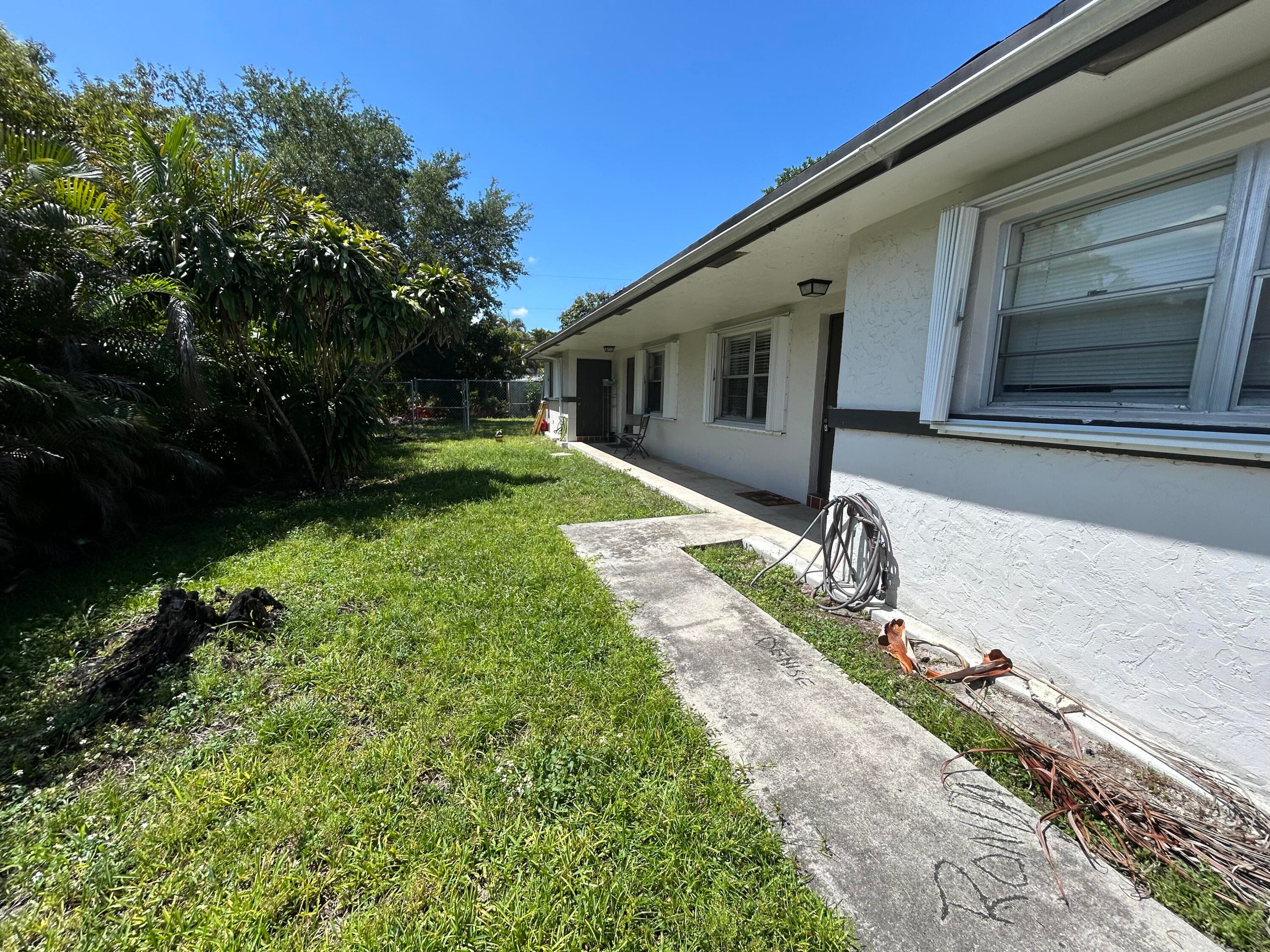 6140 SW 41st Court 1, Davie, FL 33314 — photo 9 of 35